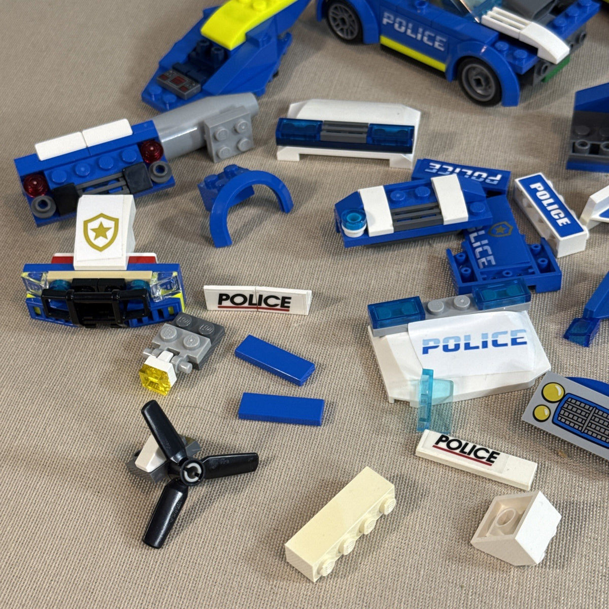 LEGO City Police Minifigures Vehicle Parts Accessories Bulk Lot Cops Pieces
