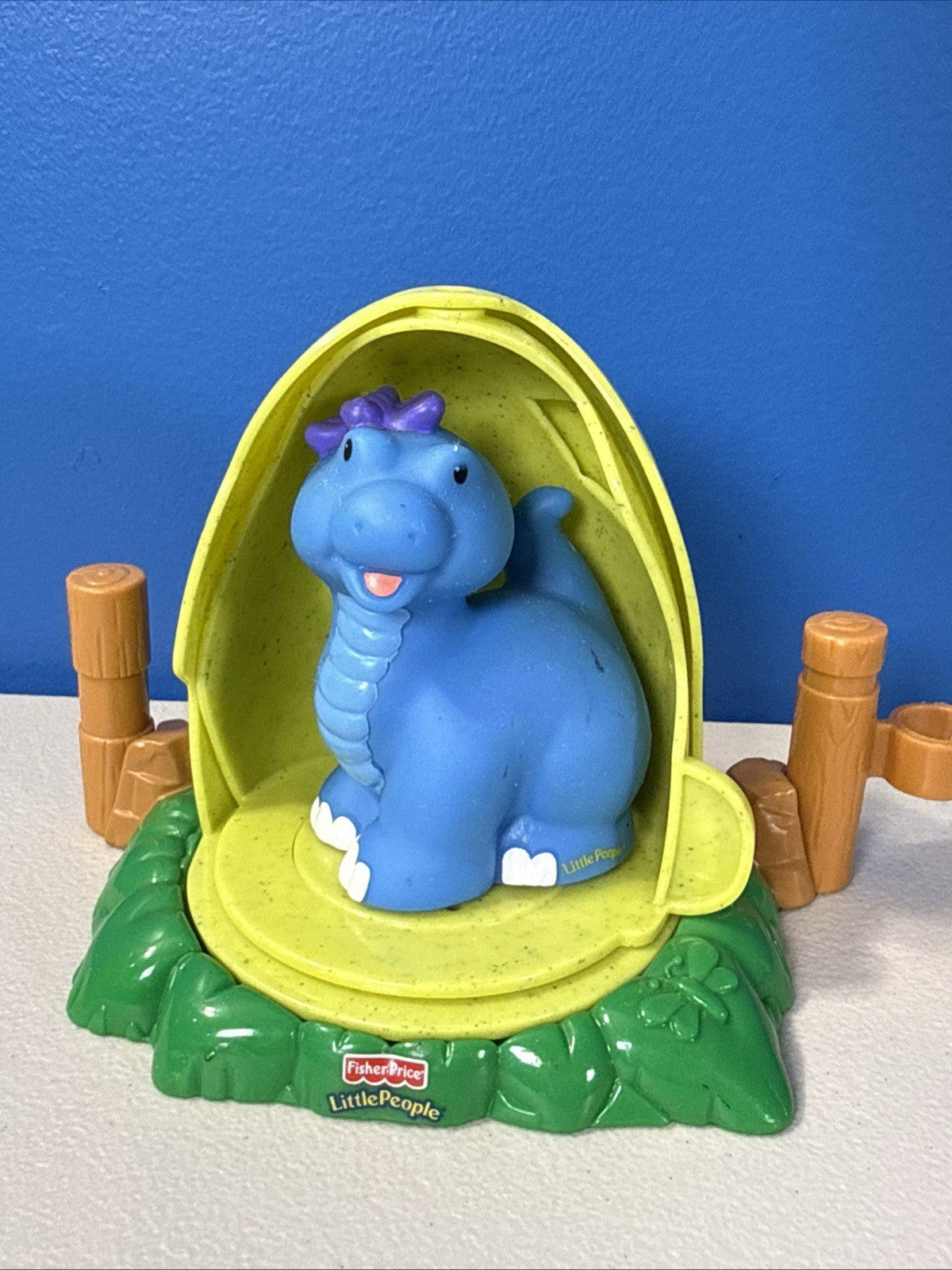 Fisher Price Little People Lil Dino Brontosaurus Caveman Eggs Set Complete