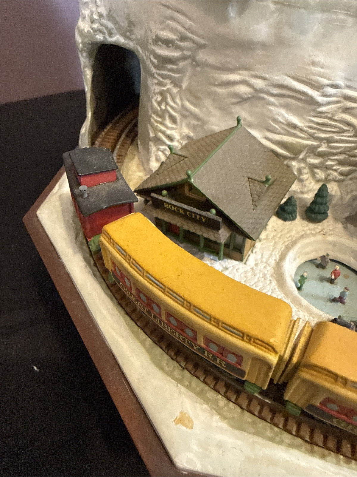 Enesco Rock City Christmas Town Winter Wonderland Music Box Trains- Works