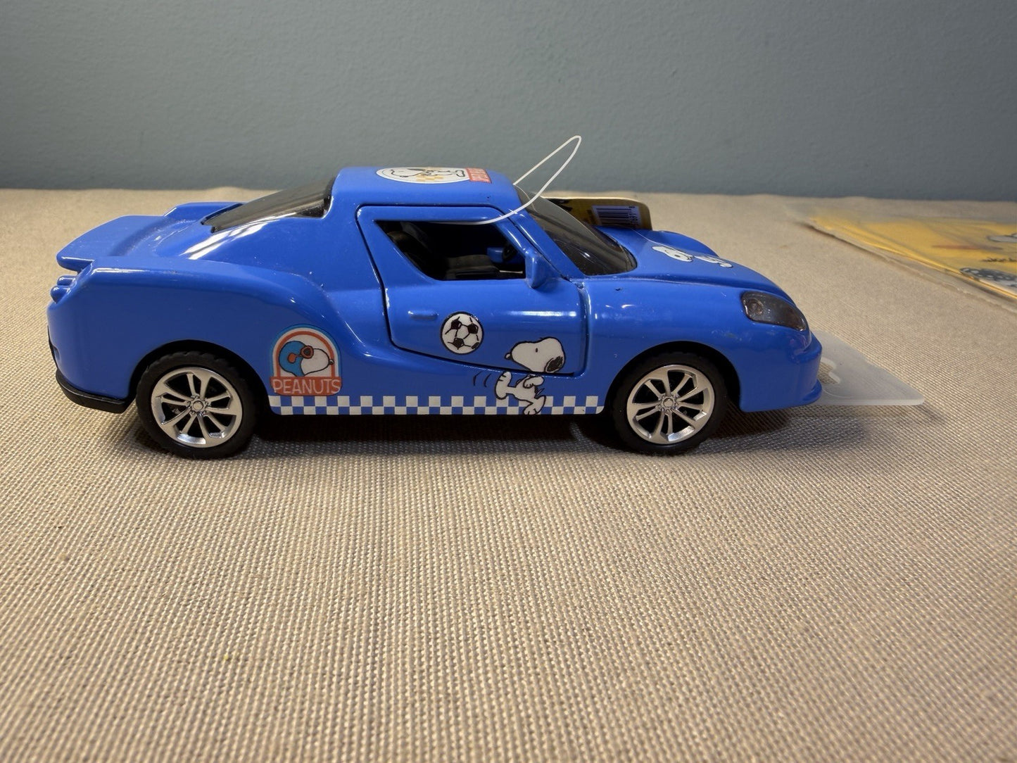 Vintage Peanuts Charlie Brown Snoopy Toy Car Gift Wrap 1970s Mixed Collection