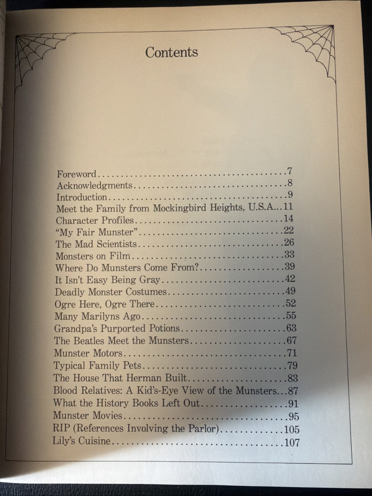 The Munsters TV First Family Fright Official Ghoul Guide Stephen Cox 1989 Book