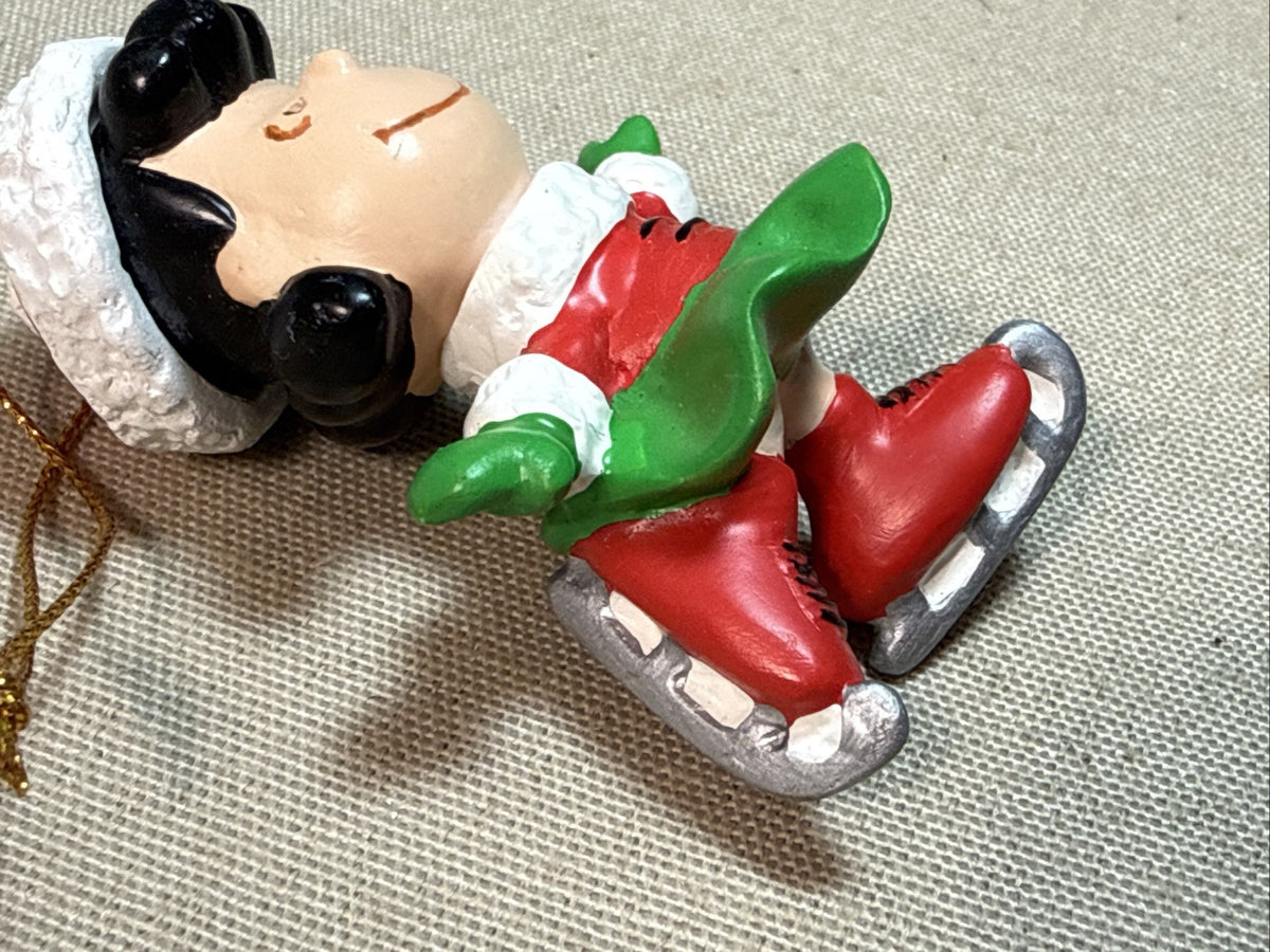 Vintage Silvestri Peanuts Christmas Ornaments Charlie Brown Lucy 1990 Pair