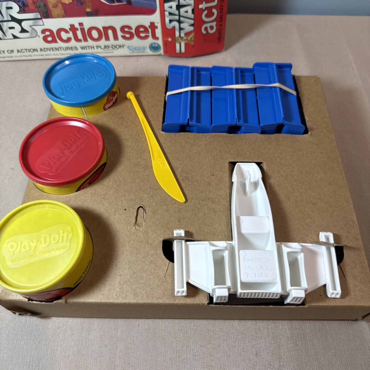 Vintage 1977 Kenner Star Wars Play Doh Action Set 21580 Complete