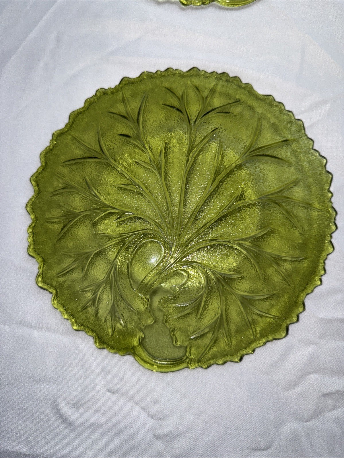 Indiana Glass Tree of Life Avocado Green 8.5" Plates Set of 6
