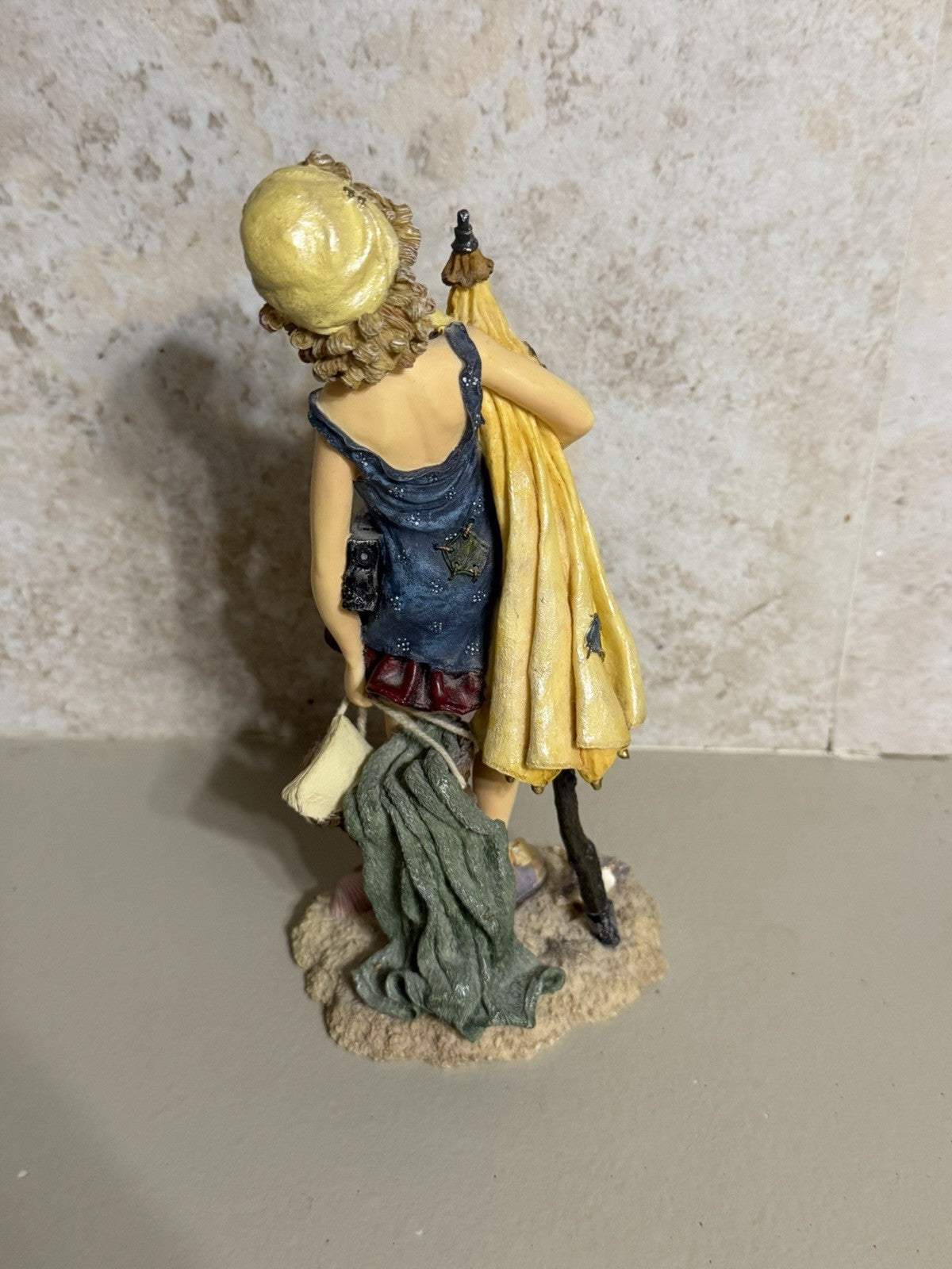 Boyds Bears Folkstone Edna B Sungoddess Life's A Beach Figurine 2001