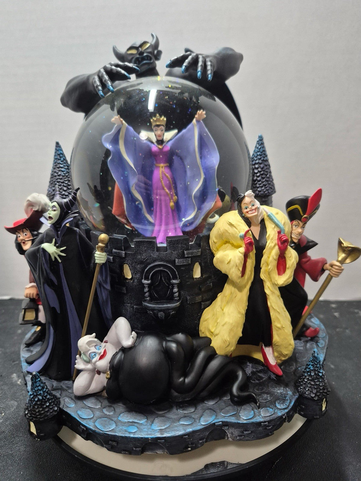 Disney Villains Snow Globe Maleficent Cruella Jafar Evil Queen Figures No Box