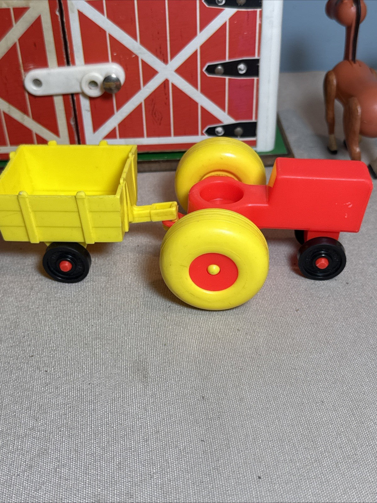 Vintage Fisher-Price Play Family Farm Set #915 Barn Silo Tractor Incomplete