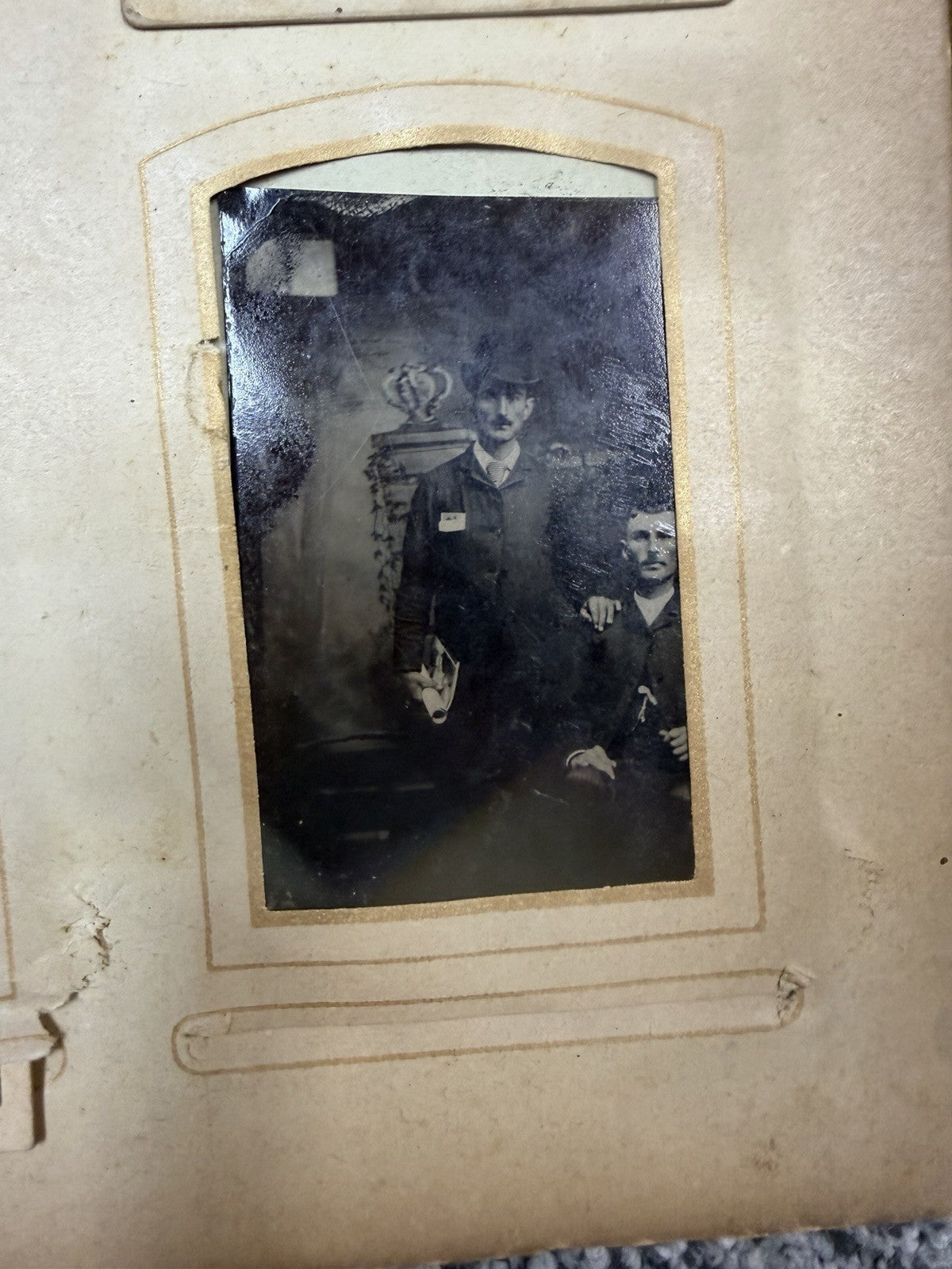 Antique Victorian Green Velvet Photo Album Cabinet Cards Tintypes Photos Ohio