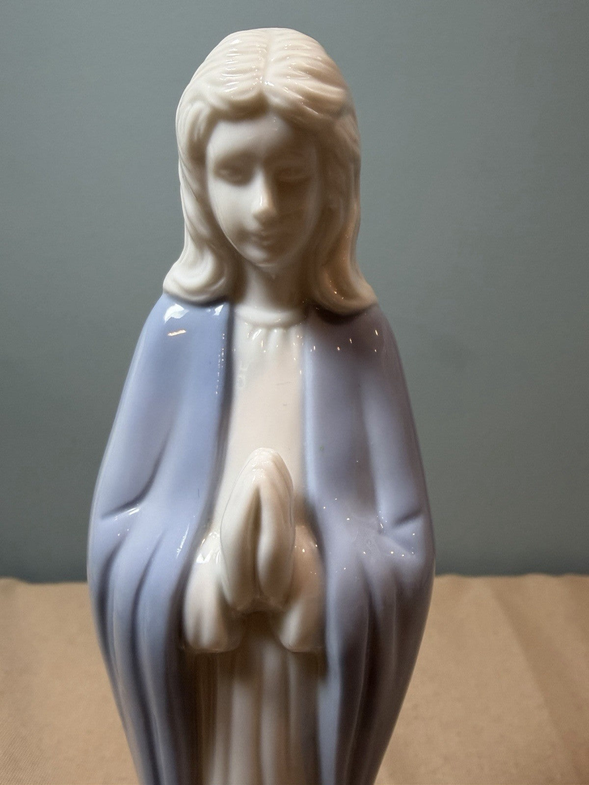 Vintage 1986 Lefton China Virgin Mary Figurine Hand Painted Statue 8"