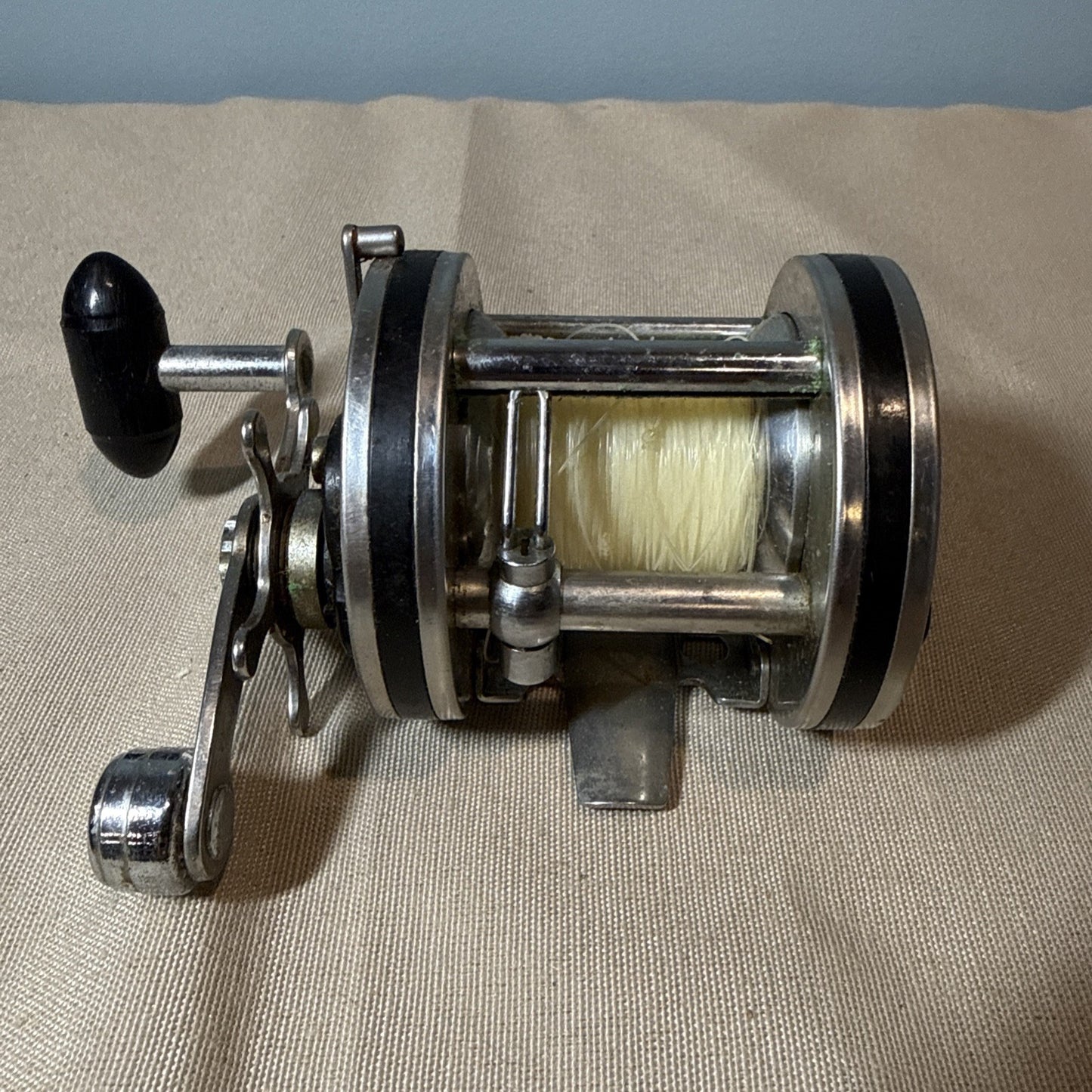 Garcia Kingfisher GK 60 Fishing Reel Level Wind Baitcast Trolling Reel