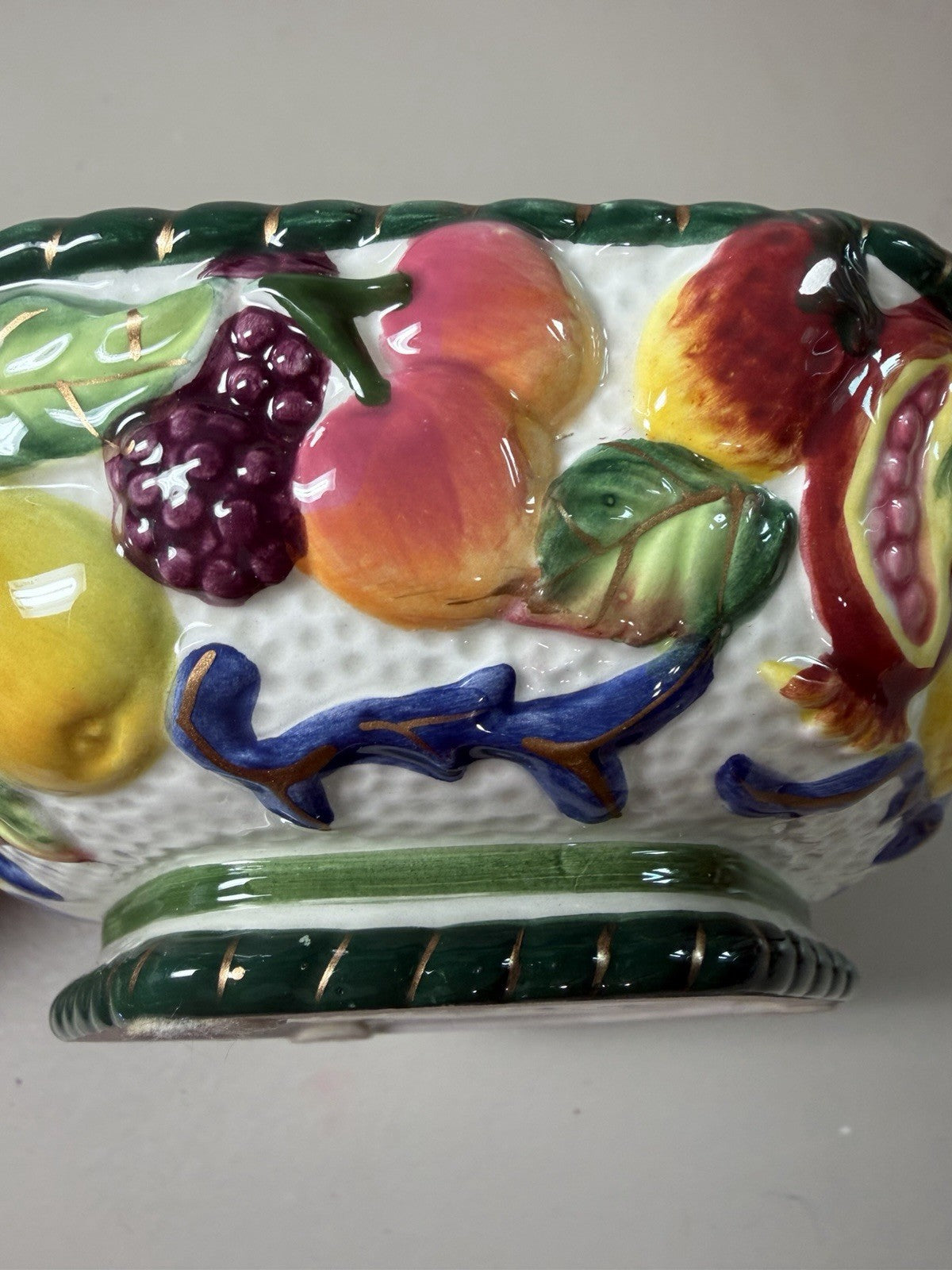 Vintage Fitz Floyd Ceramic Fruit Bowl Hand Painted Raised 3D Design Centerpiece