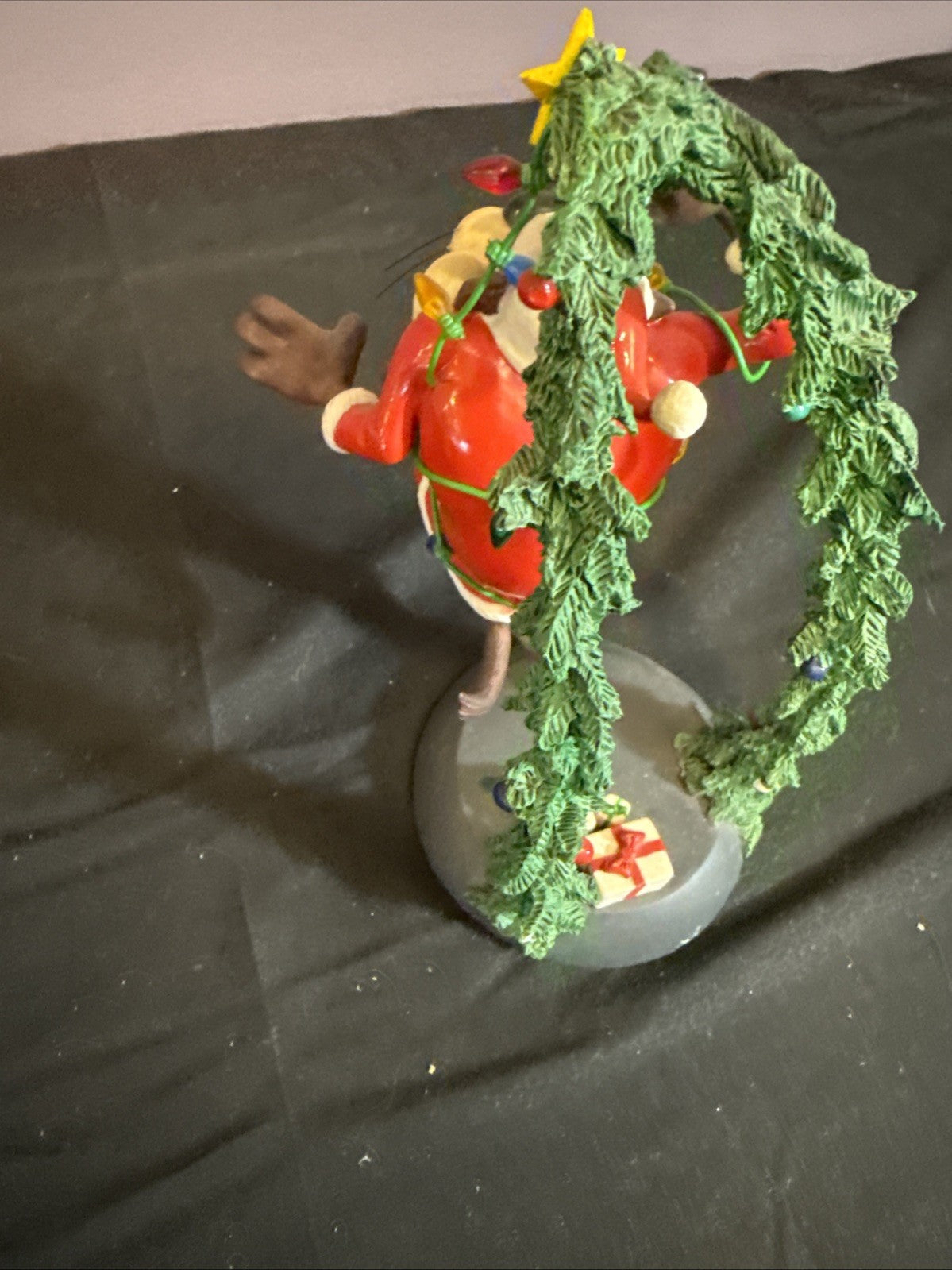 Goebel TAZ Figurine Fright Before Christmas WB Looney Tunes With Stand