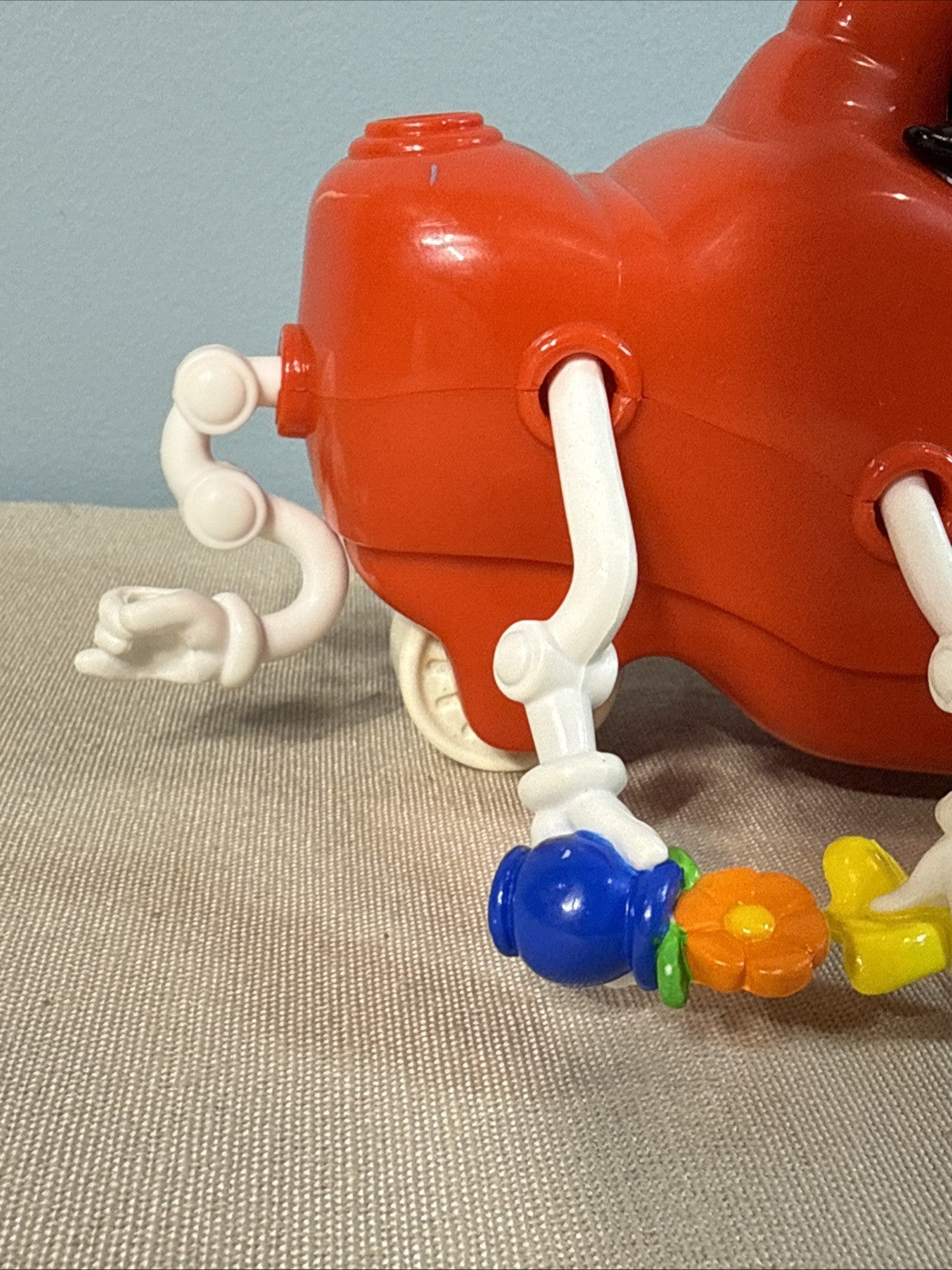 Vintage 2002 Ertl Dr Seuss Motion Mobiles Cat In The Hat Cleaning Car Toy