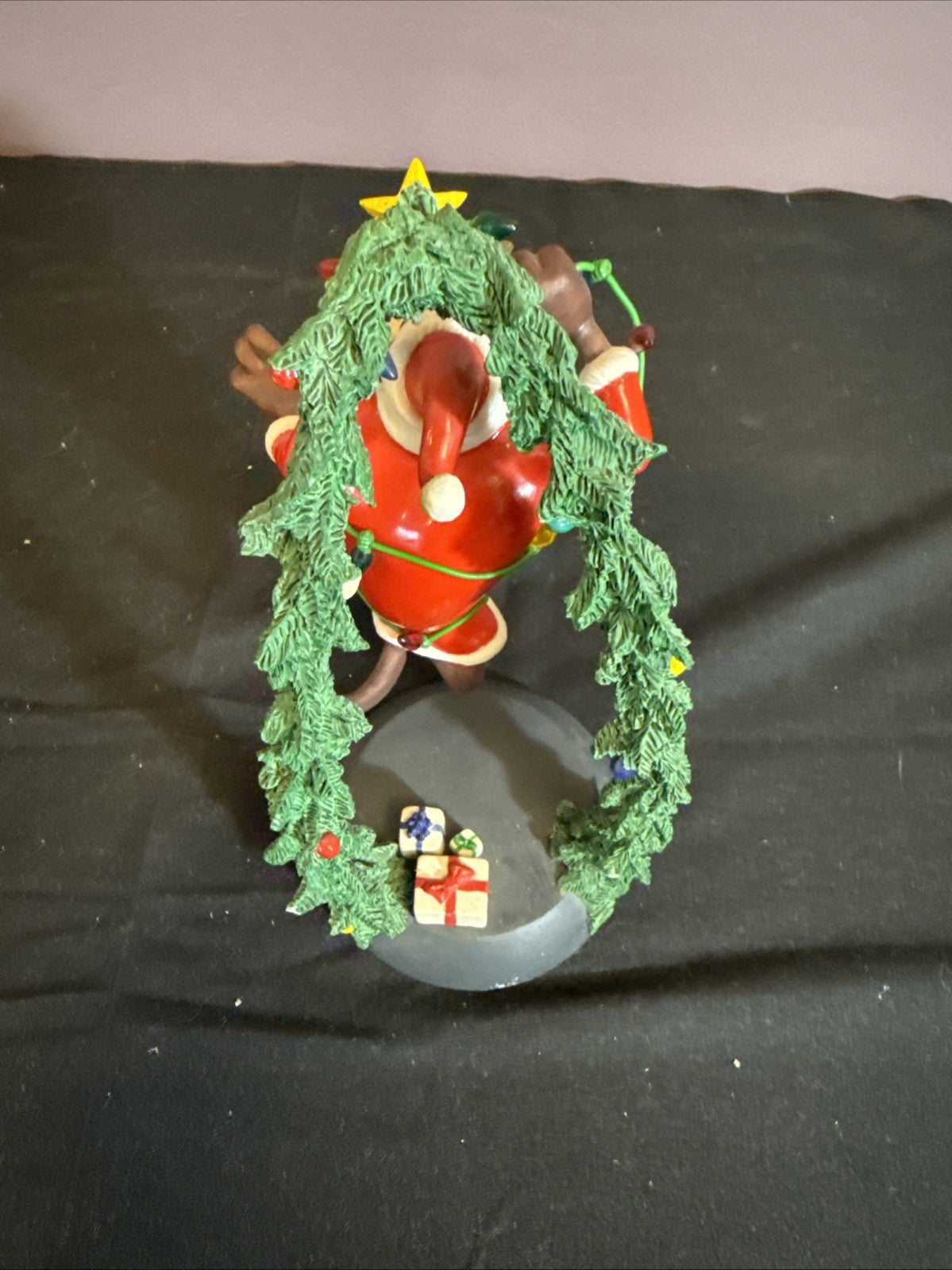 Goebel TAZ Figurine Fright Before Christmas WB Looney Tunes With Stand