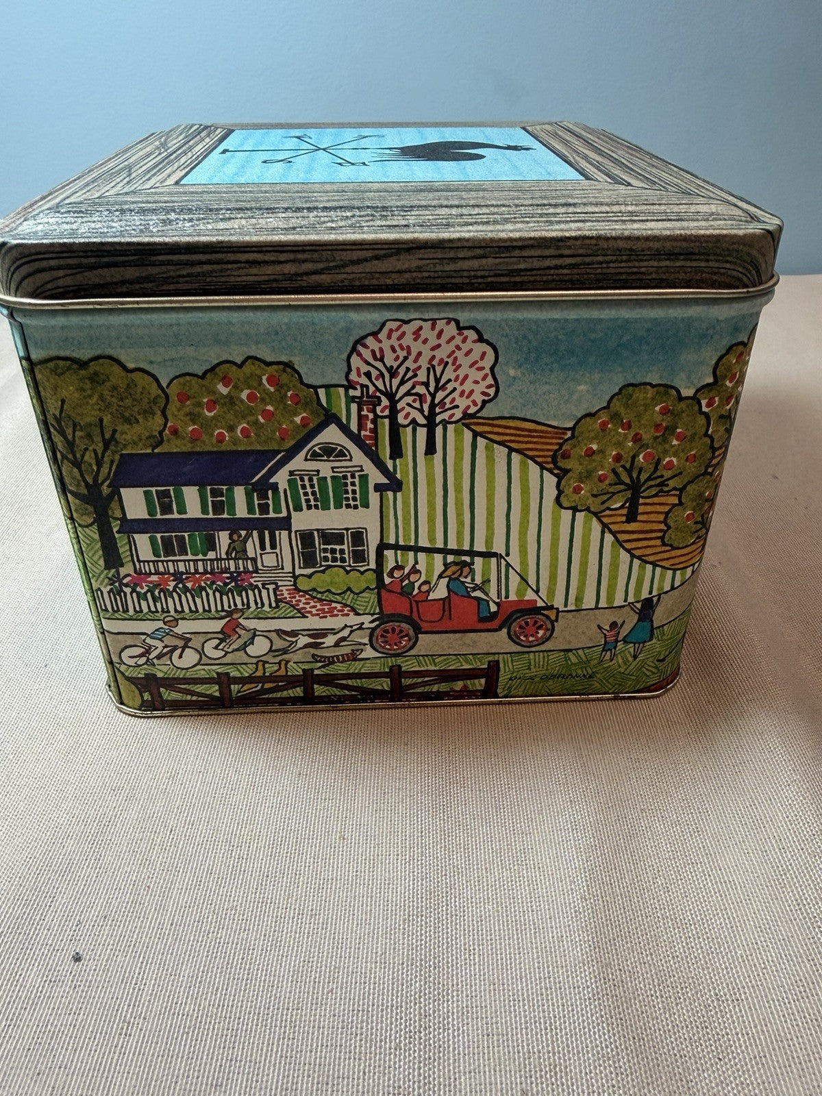 Vintage Morley Candy Makers Collectors Square Tin Detroit Michigan Candy Box