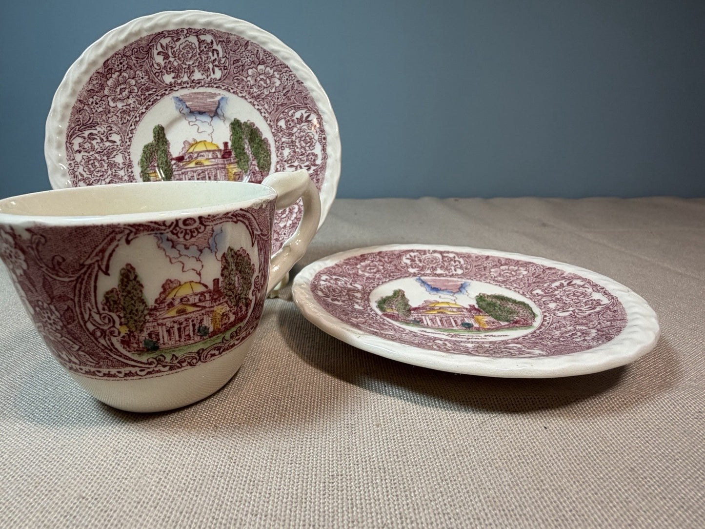 Vernon Kilns Thomas Jefferson Monticello Demitasse Cup Saucer Set