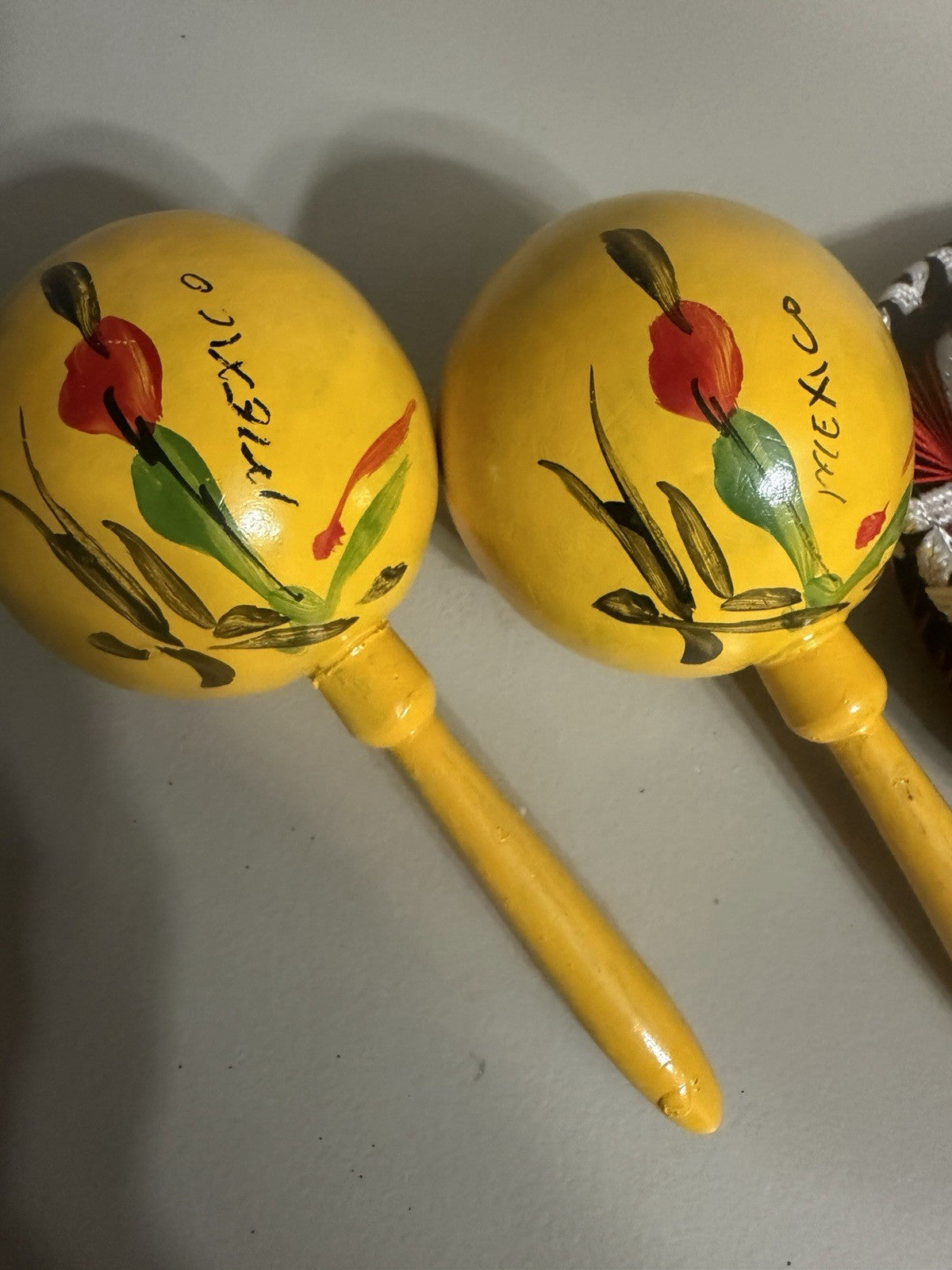 Vintage Mexico Souvenir Maracas Mini Sombrero Hand Painted Gift Lot