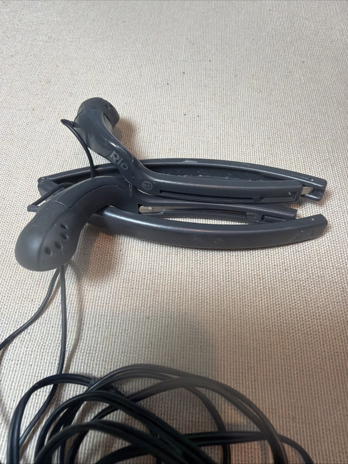 Vintage Coby CX-7 Portable AM FM Radio Dynamic Bass Boost Rio Headphones Tested