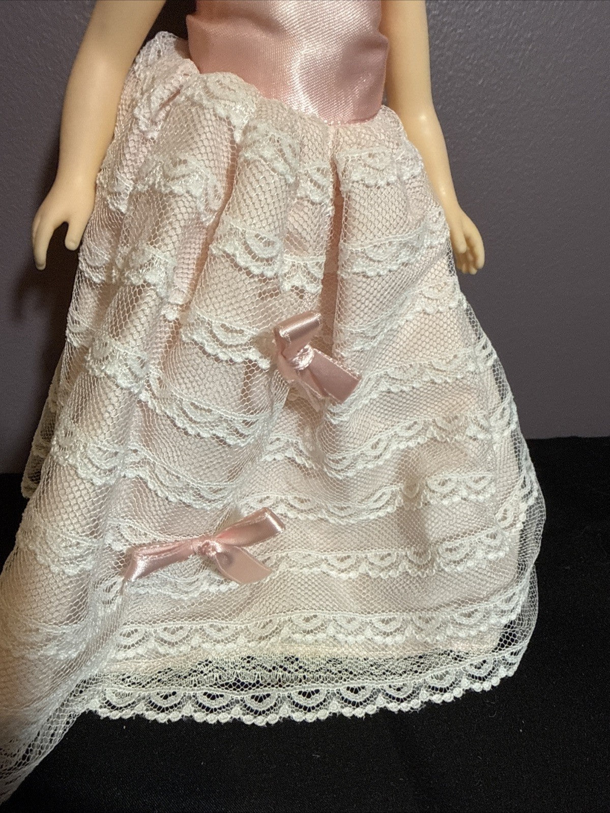 Vintage 1984 Effanbee Doll Blonde Blue Eyes Pink Dress 11 Inch bows