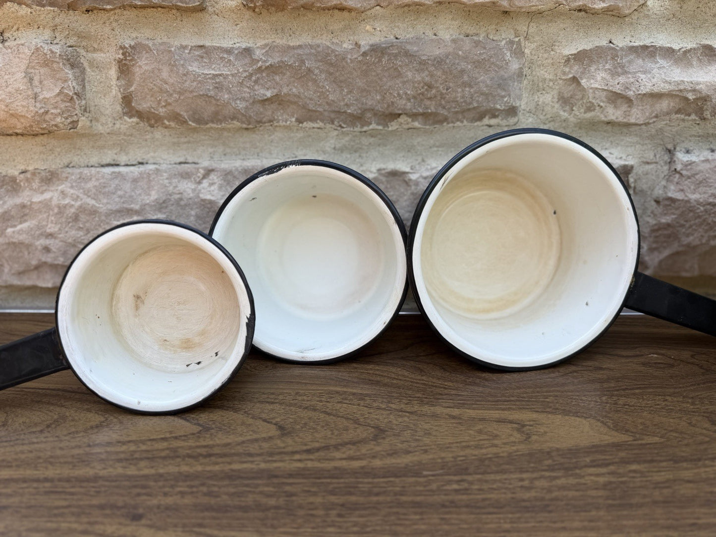 Vintage White Enamelware Nesting Saucepan Pot Cookware Farmhouse Kitchen Lot