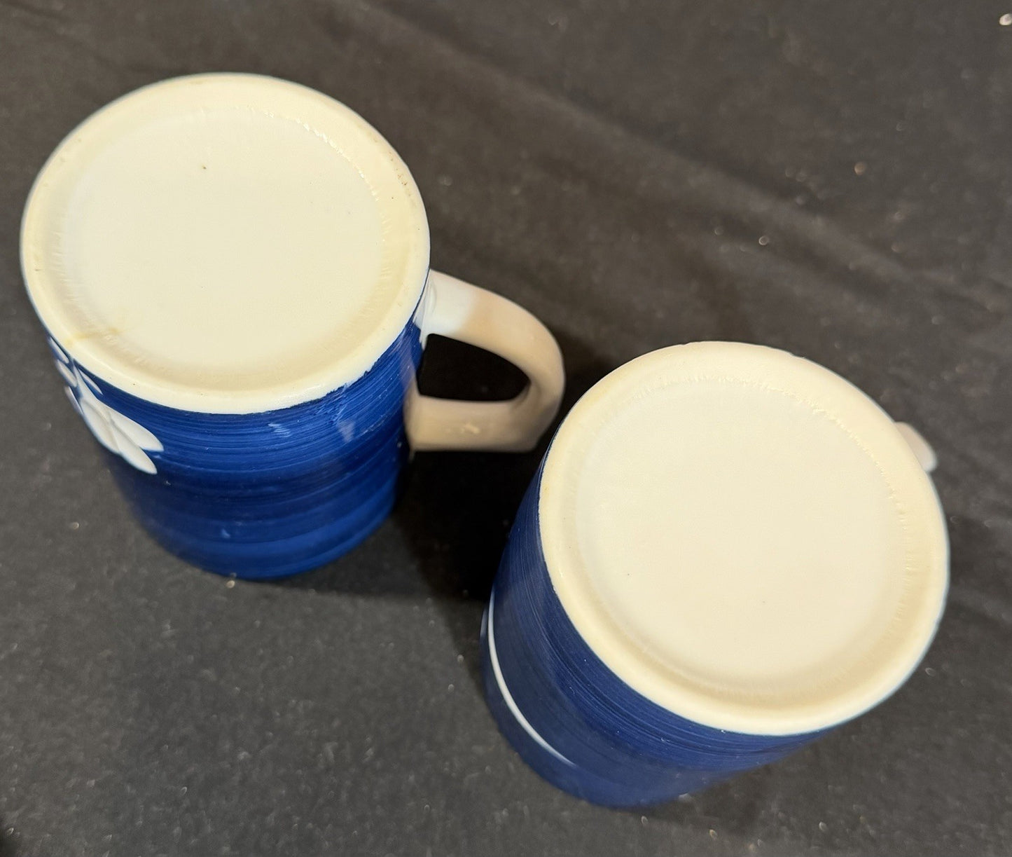 Vintage Japanese Blue White Scenic Mugs 2 With 4 Sake Cups Porcelain Set