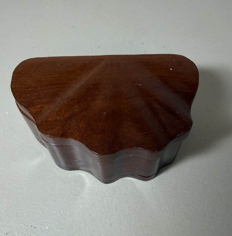 Vintage Thomas E Wilk Signed Handcrafted Wooden Shell Jewelry Keepsake Box Art
