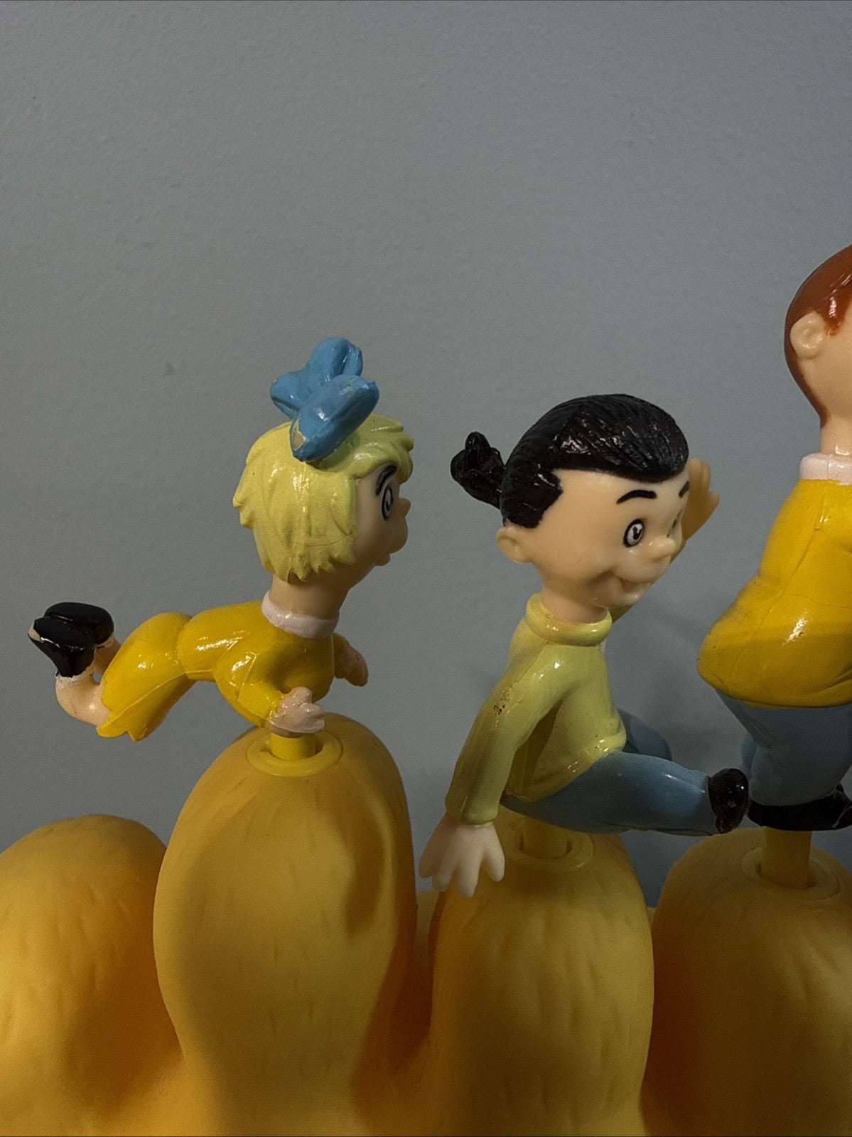Vintage ERTL Dr Seuss Five Hump Wump Camel Yellow Pull Toy Motion Collectible