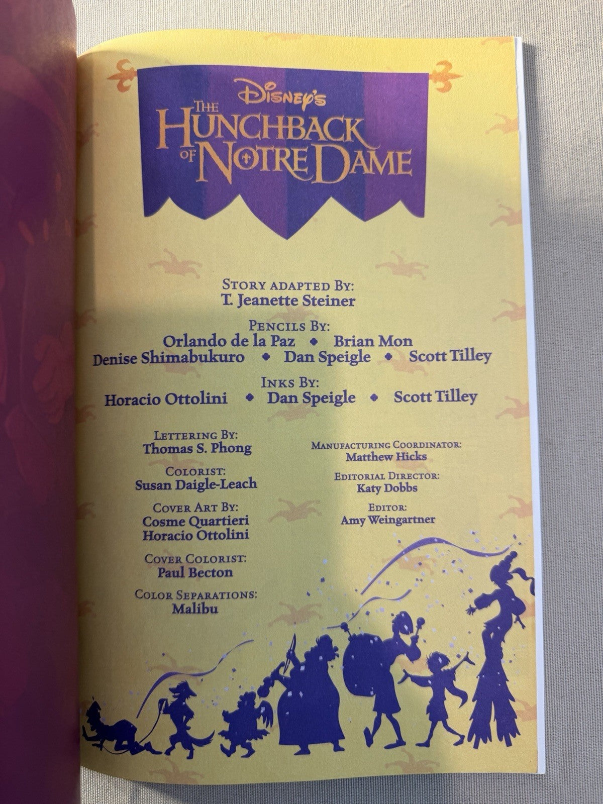Vintage Disney Hunchback Notre Dame Comics Burger King Figures Toy Collection