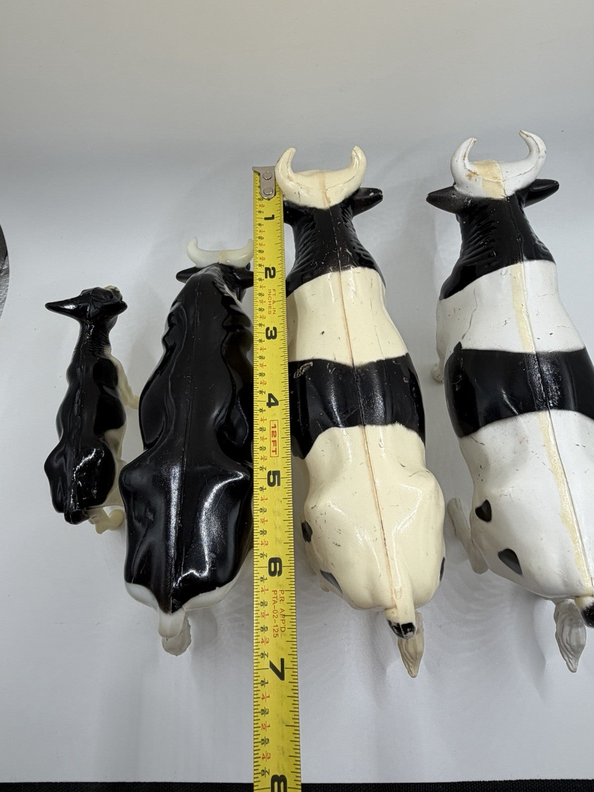 Vintage Plastic Farm Animals Black White Dairy Cow Family Figures Lot of 4 Toys