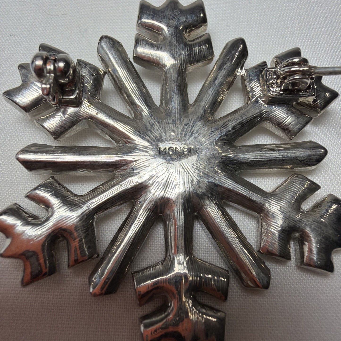 Monet Snowflake Brooch Vintage Clear Rhinestone Christmas Sparkle 2"