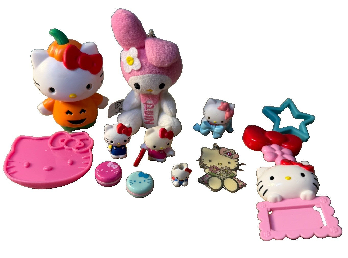 Sanrio Hello Kitty My Melody Mini Figures Pins Toys Macaron Cases Mixed Lot