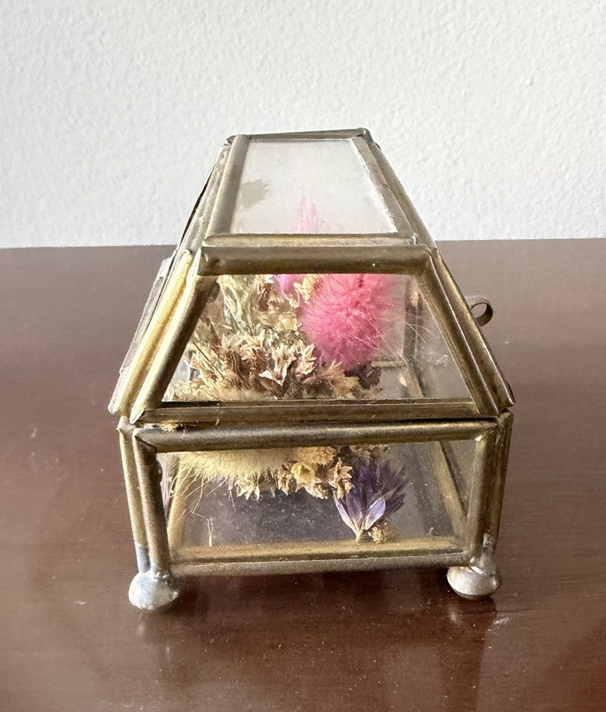 Vintage Brass Glass Display Box Hinged Lid Flower Preserve Trinket Jewelry Case