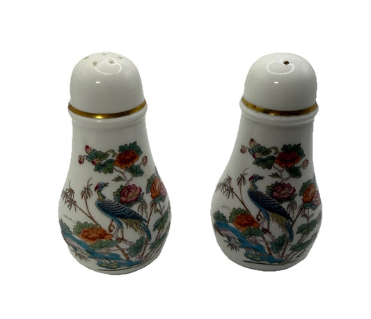 Wedgwood Kutani Crane Salt Pepper Shakers 3.5" White Floral Set Vintage