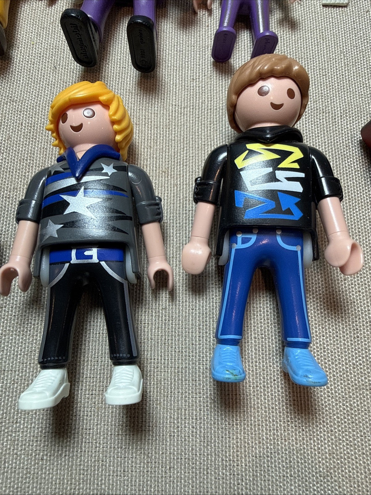 Playmobil Mixed Figure Lot of 10 Figures Accessories Zoo Clowns Snowboarders DJ