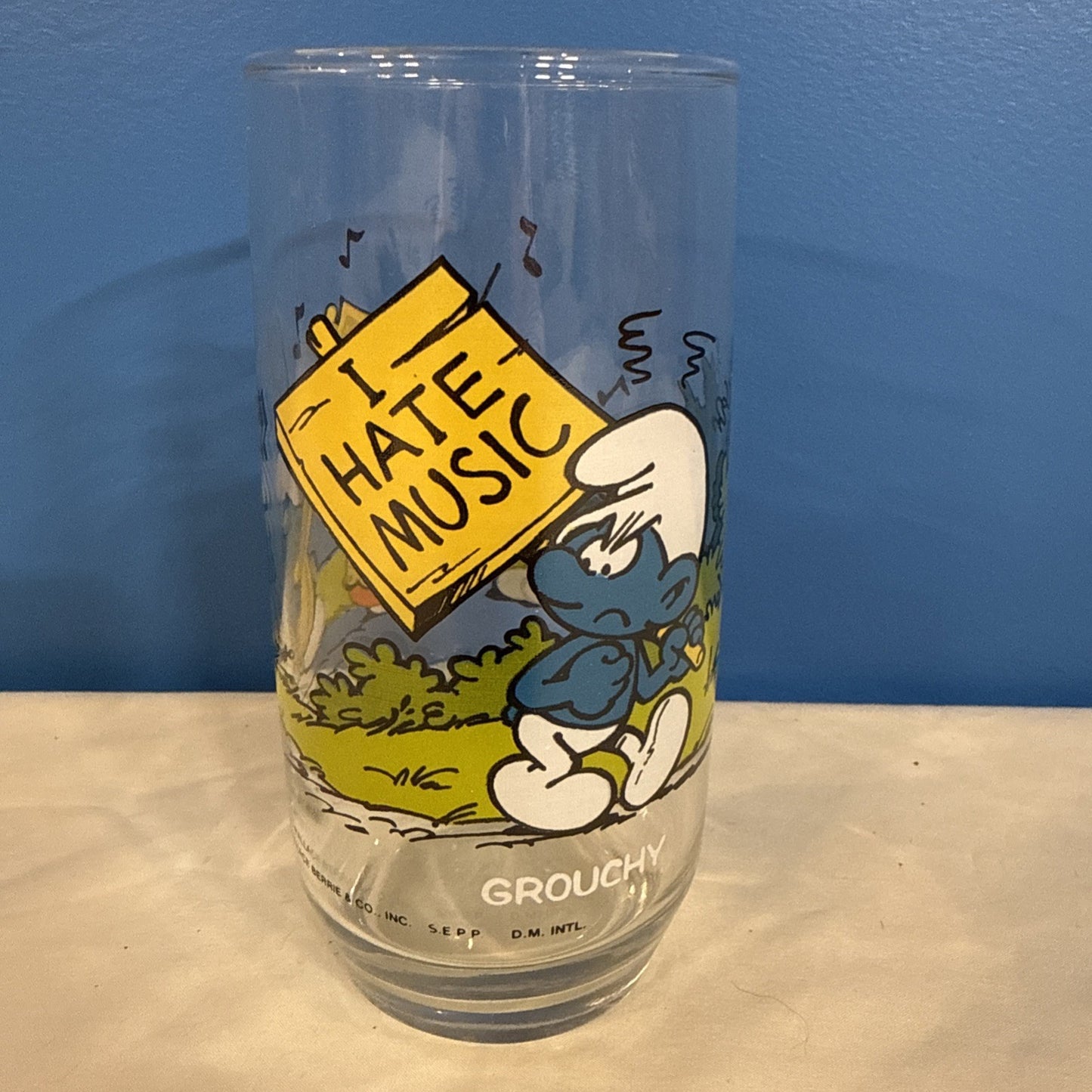Vintage 1982 Smurfs Peyo Wallace Berrie Collectible Drinking Glasses Set of 7