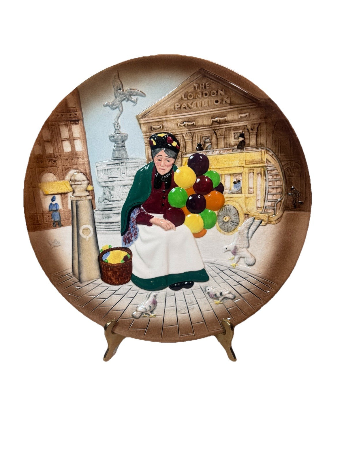 Royal Doulton The Old Balloon Seller Plate D6649 Mint 1979 England