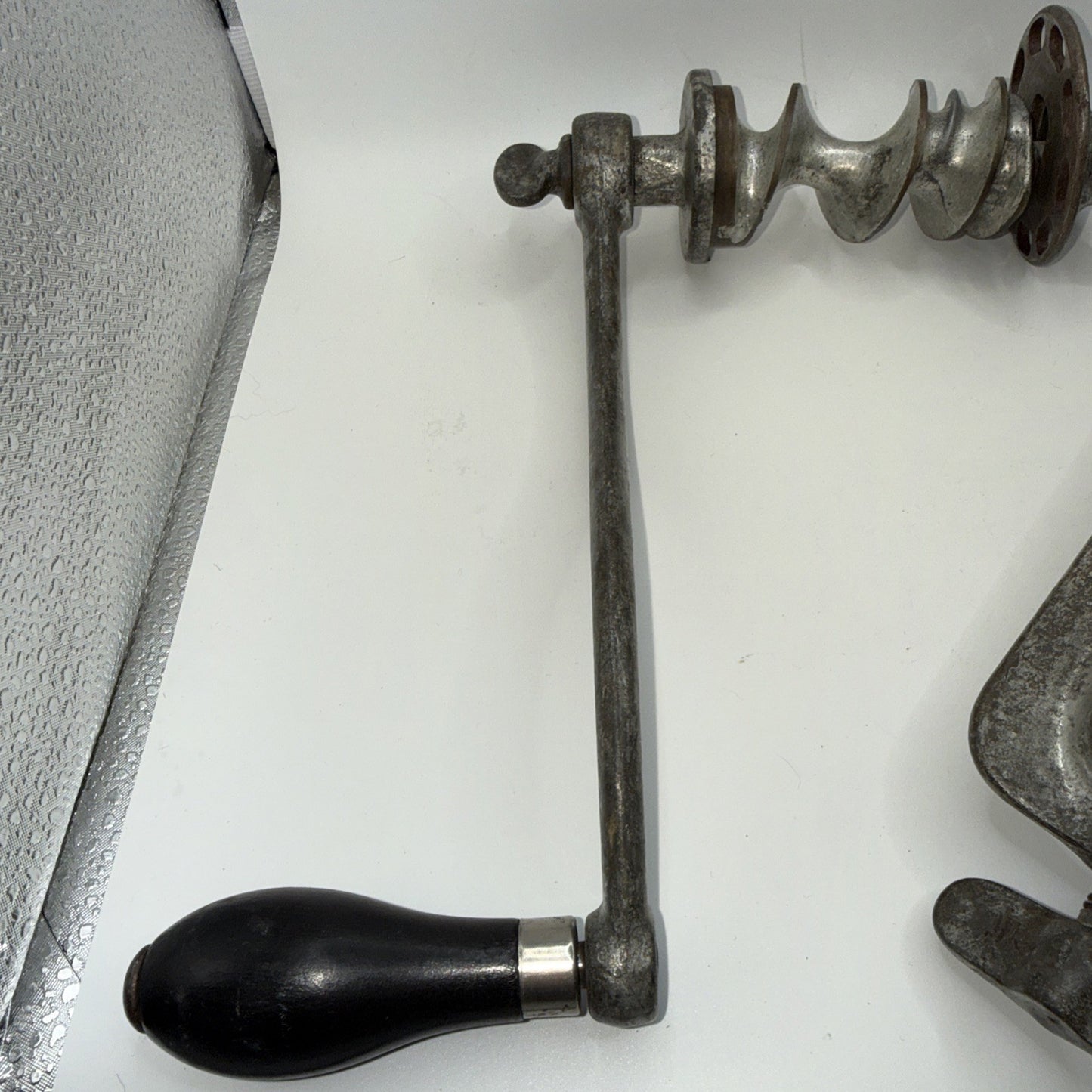 Vintage E.C. Simmons Keen Kutter Cast Iron Meat Grinder Food Chopper KK21/2