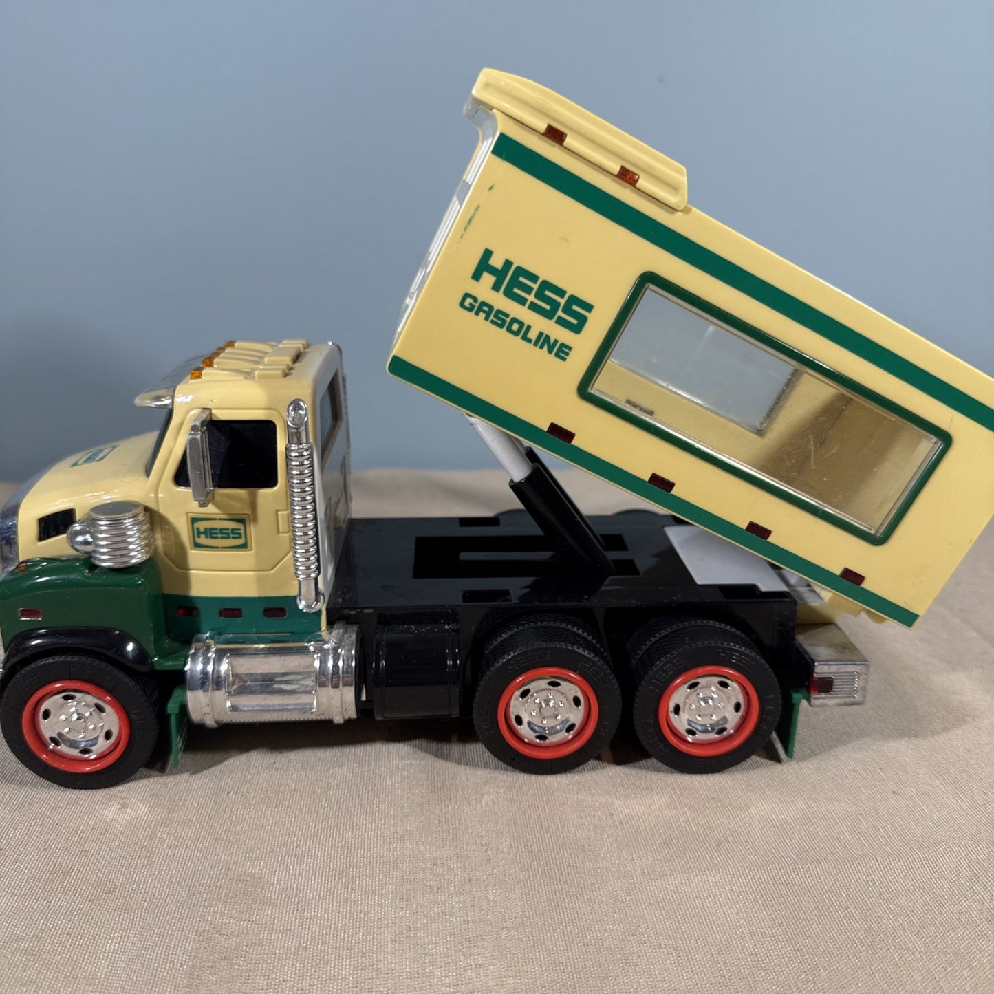 2008 Hess Truck Front Loader Lights Works Rolling Construction Vehicle