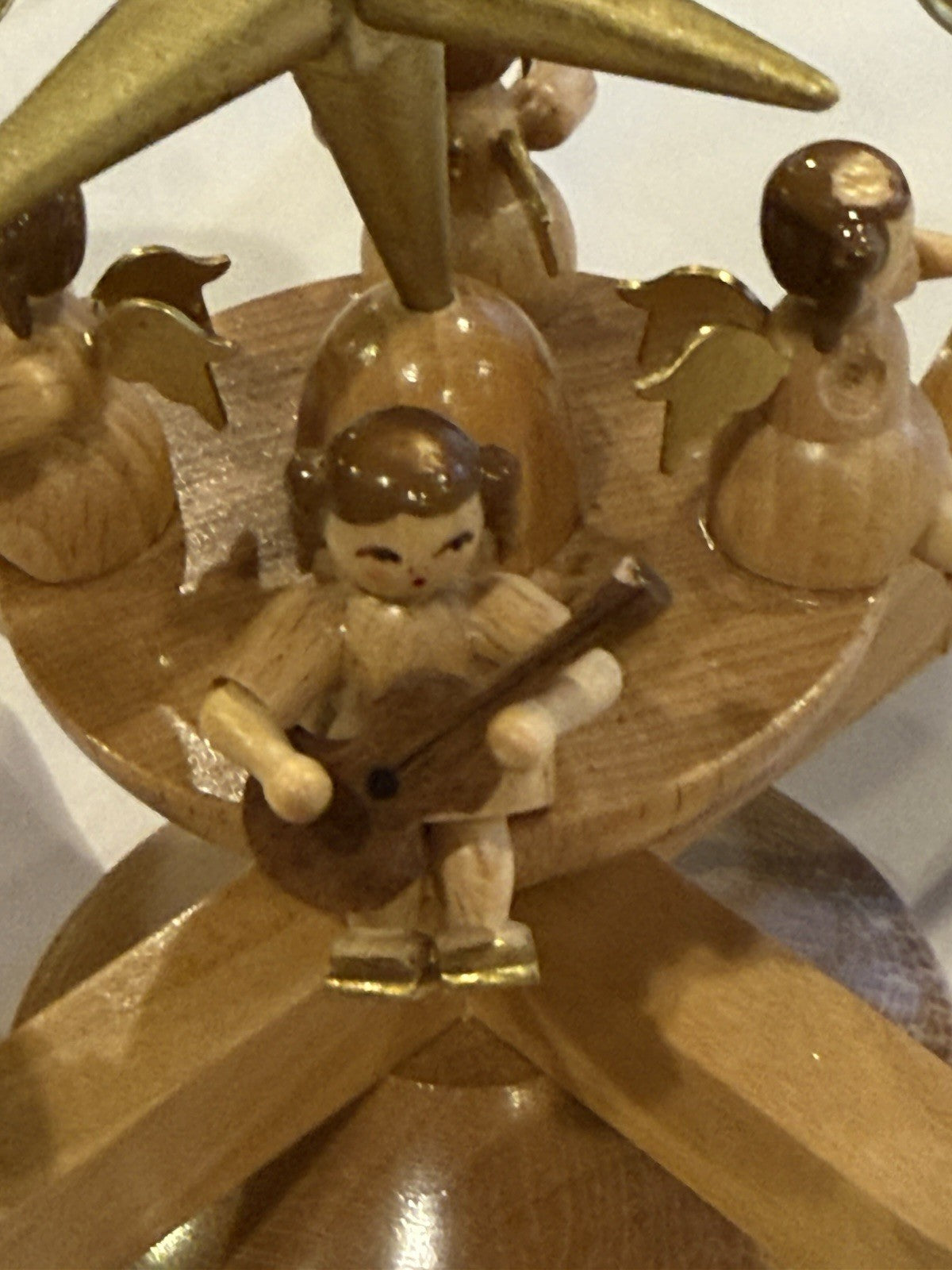 Erzgebirgische Volkskunst Wood Angel Candle Holder, 4 Arm Gold Star, German Folk
