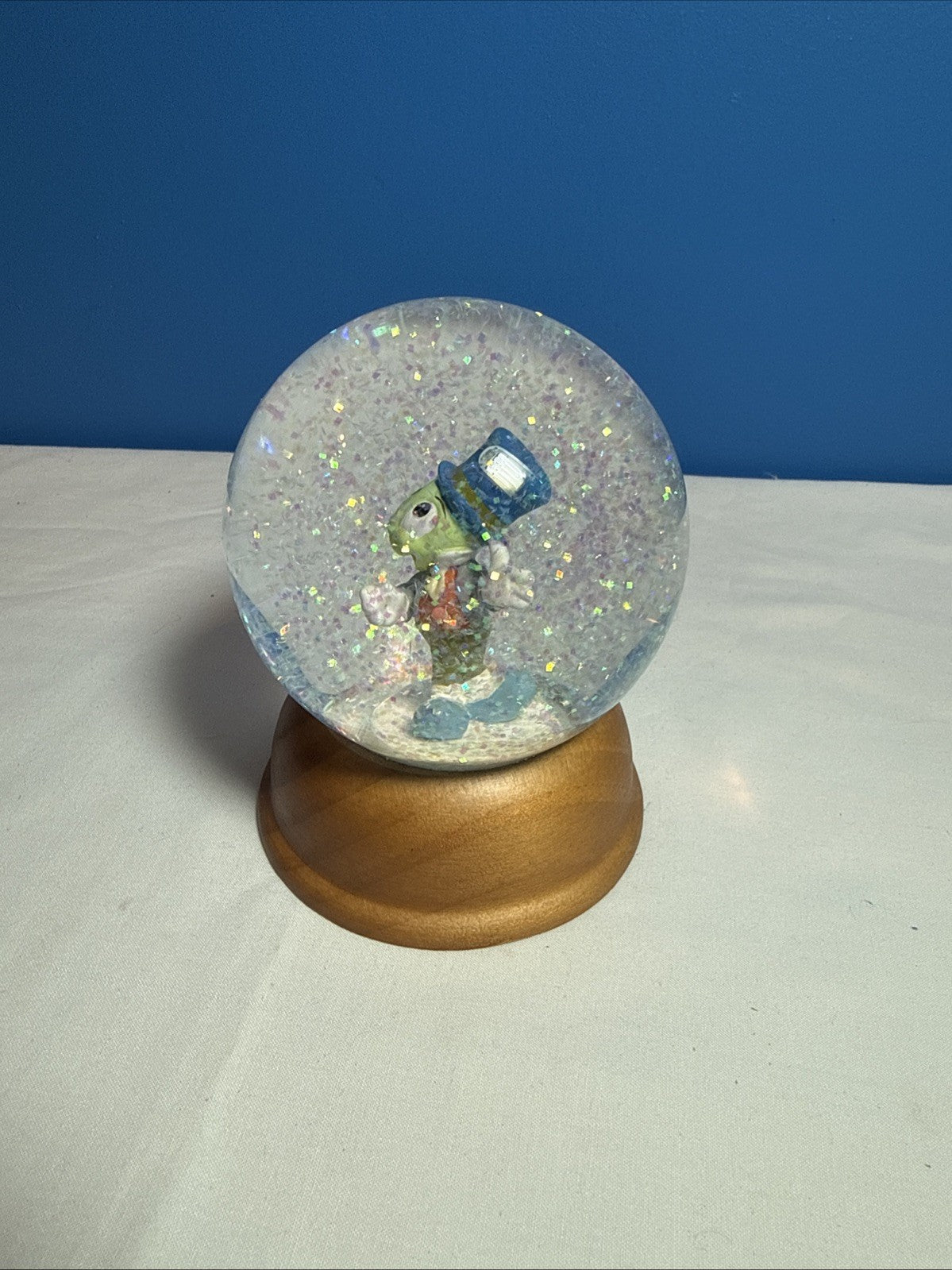 First Limited Edition Disney Crystal Snow Globe Jiminy Cricket Pinocchio Vintage