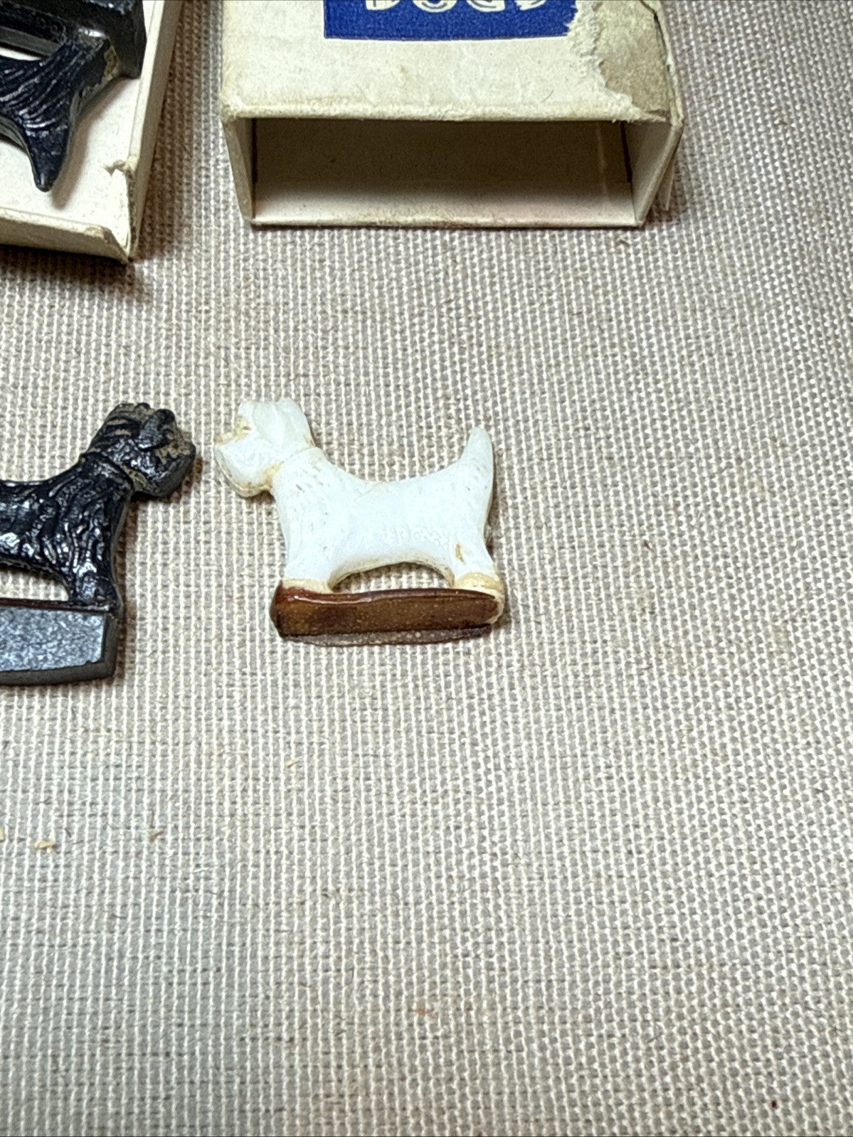 Vintage Tricky Dogs Magnetic Scottie Dogs Game Original Box