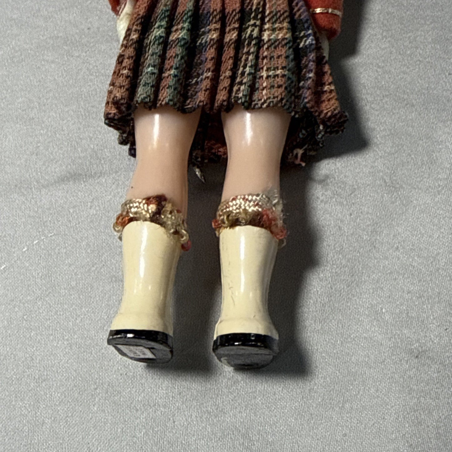 Vintage Toy Soldier Dolls Sleepy Eyes Kilt Hard Plastic Set of 2