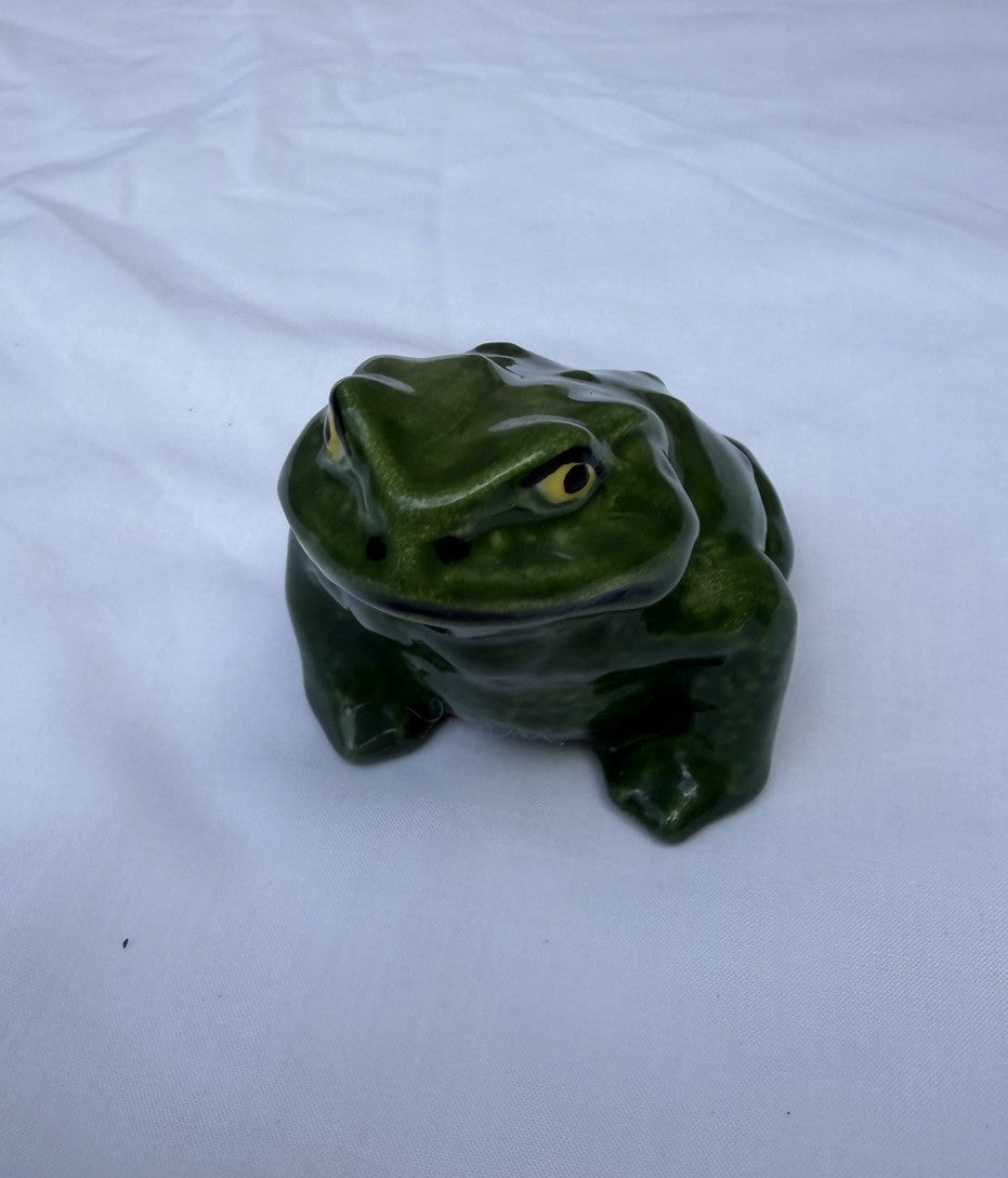 Vintage Frog Figurine Collection Ceramic Glass Cast Iron Art Pottery Mixed Lot