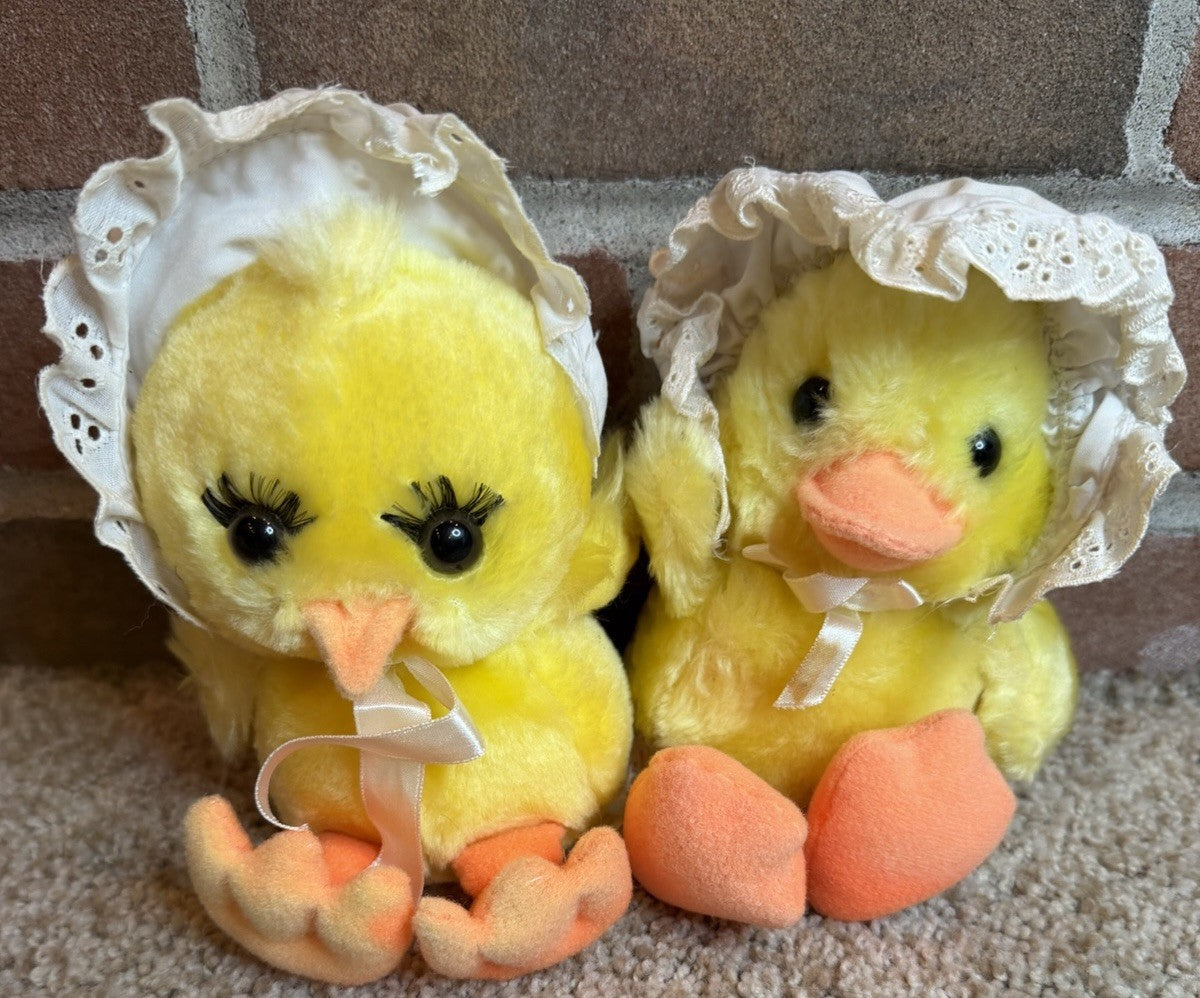 Vintage Easter Plush Lot Bunnies Ducks Russ Applause Avon Dan Dee 1970s 80s Toys