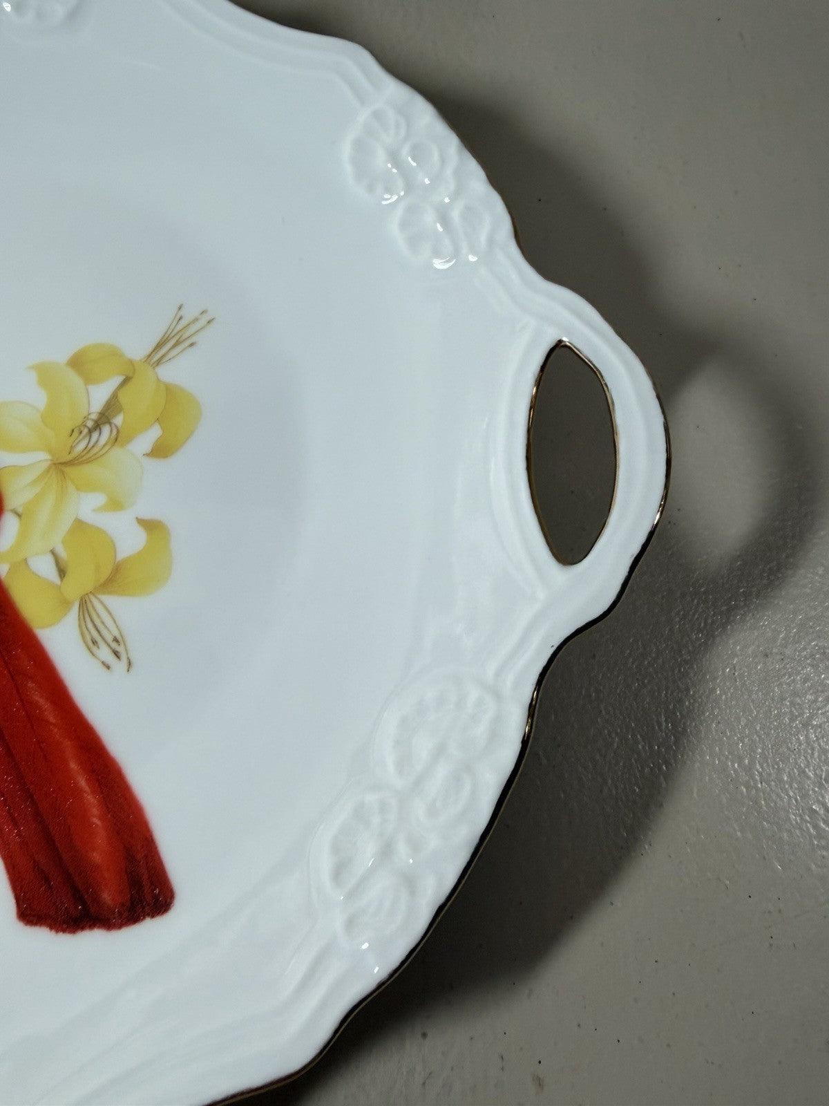 VTG Cynthiana Gifts Cardinal Serving Plate Handle Porcelain White Red Bird 9.5"