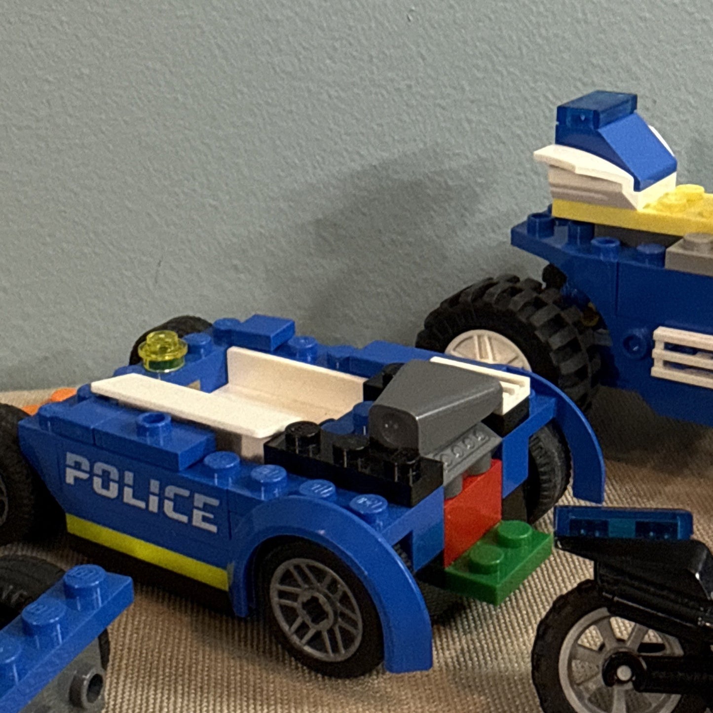 LEGO City Police Minifigures Vehicle Parts Accessories Bulk Lot Cops Pieces