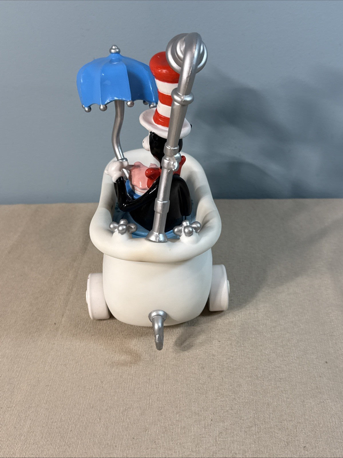 Vintage 2002 ERTL Dr Seuss Cat in the Hat Bathtub Pull Toy Motion Mobile