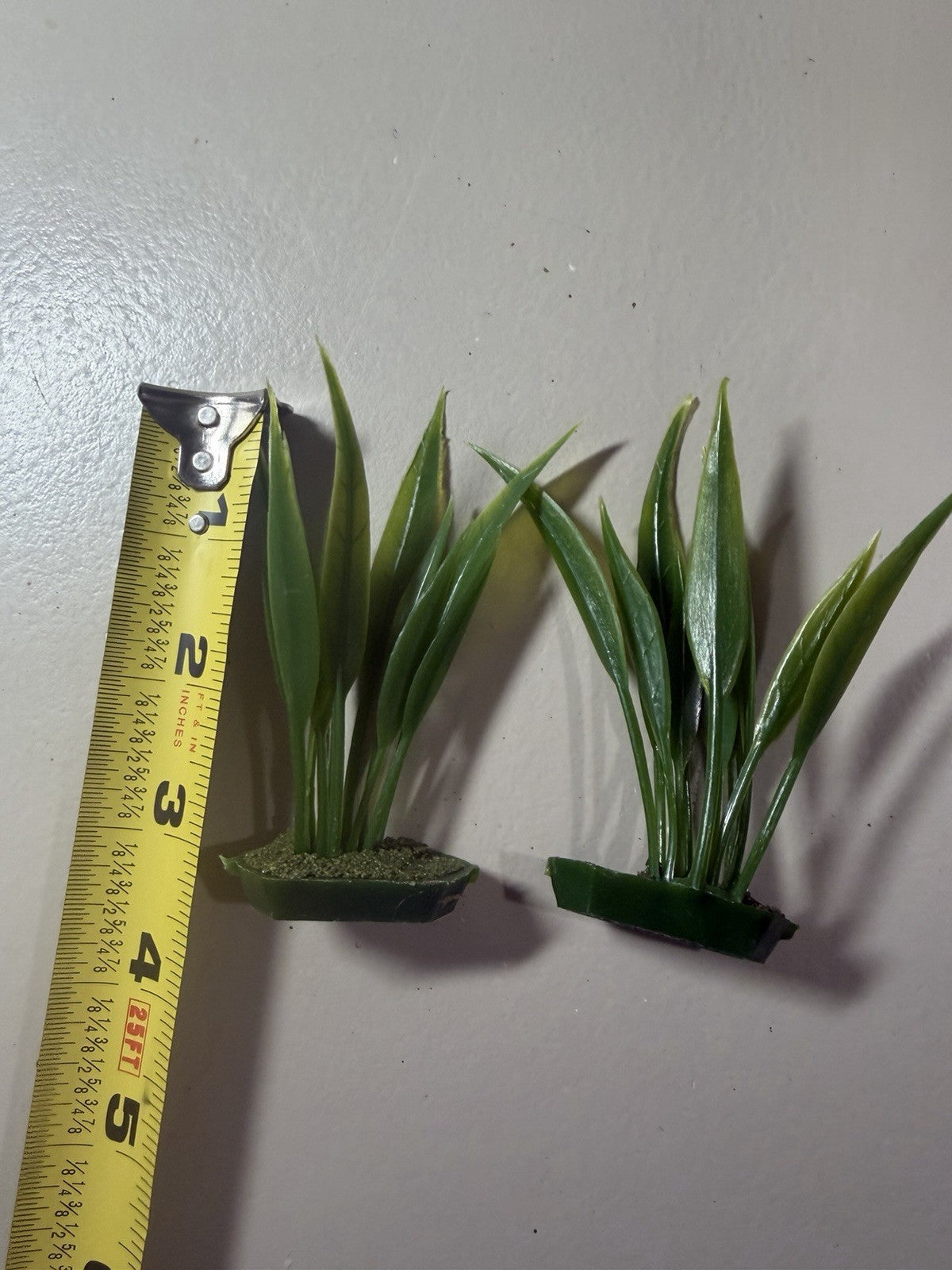 Artificial Aquarium Plants Lot Mixed Colors Sizes Plastic Fish Tank Greenery