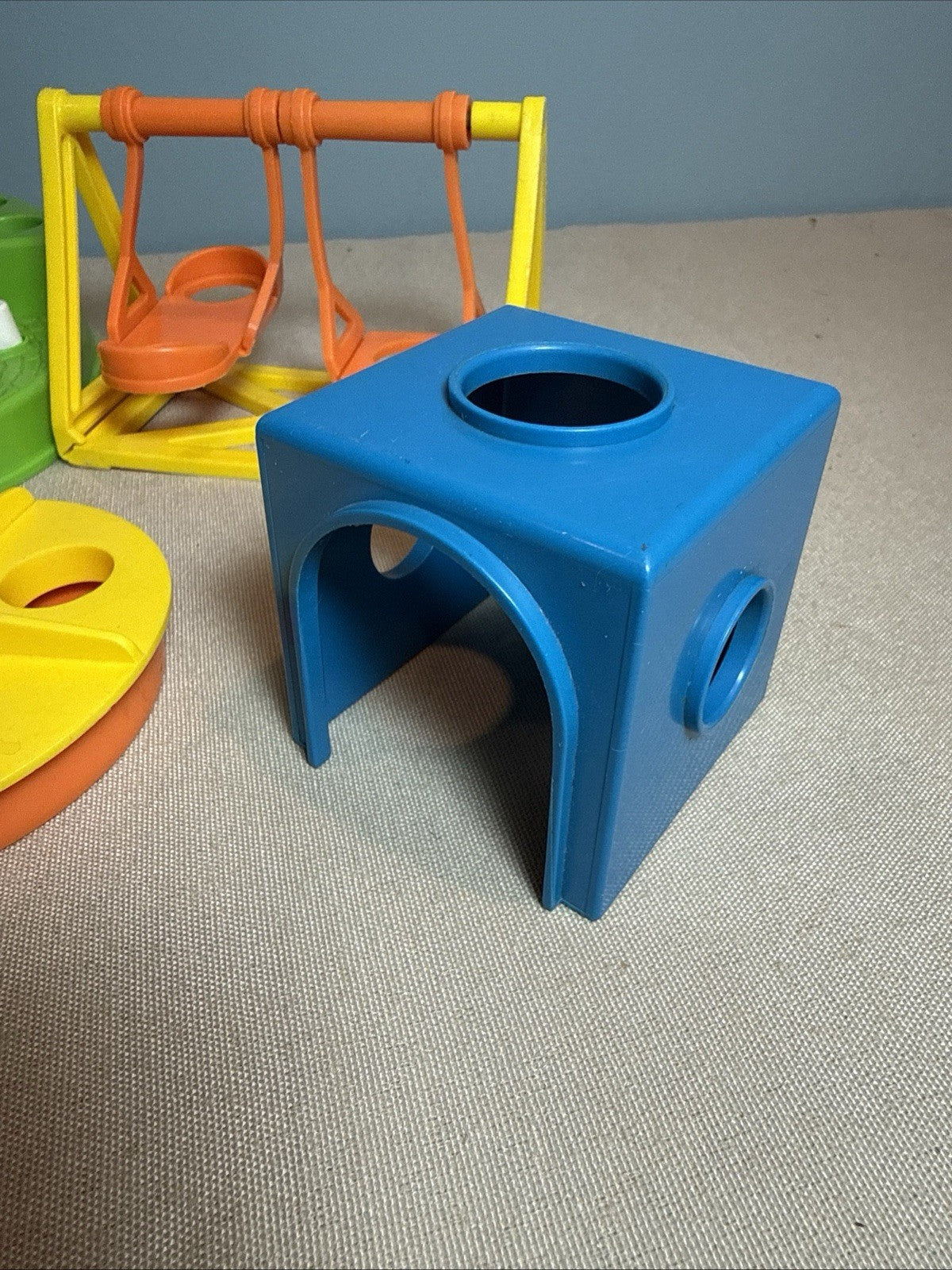 Vintage Fisher Price Little People Playground with RARE Blue Cube #2525 COMPLETE