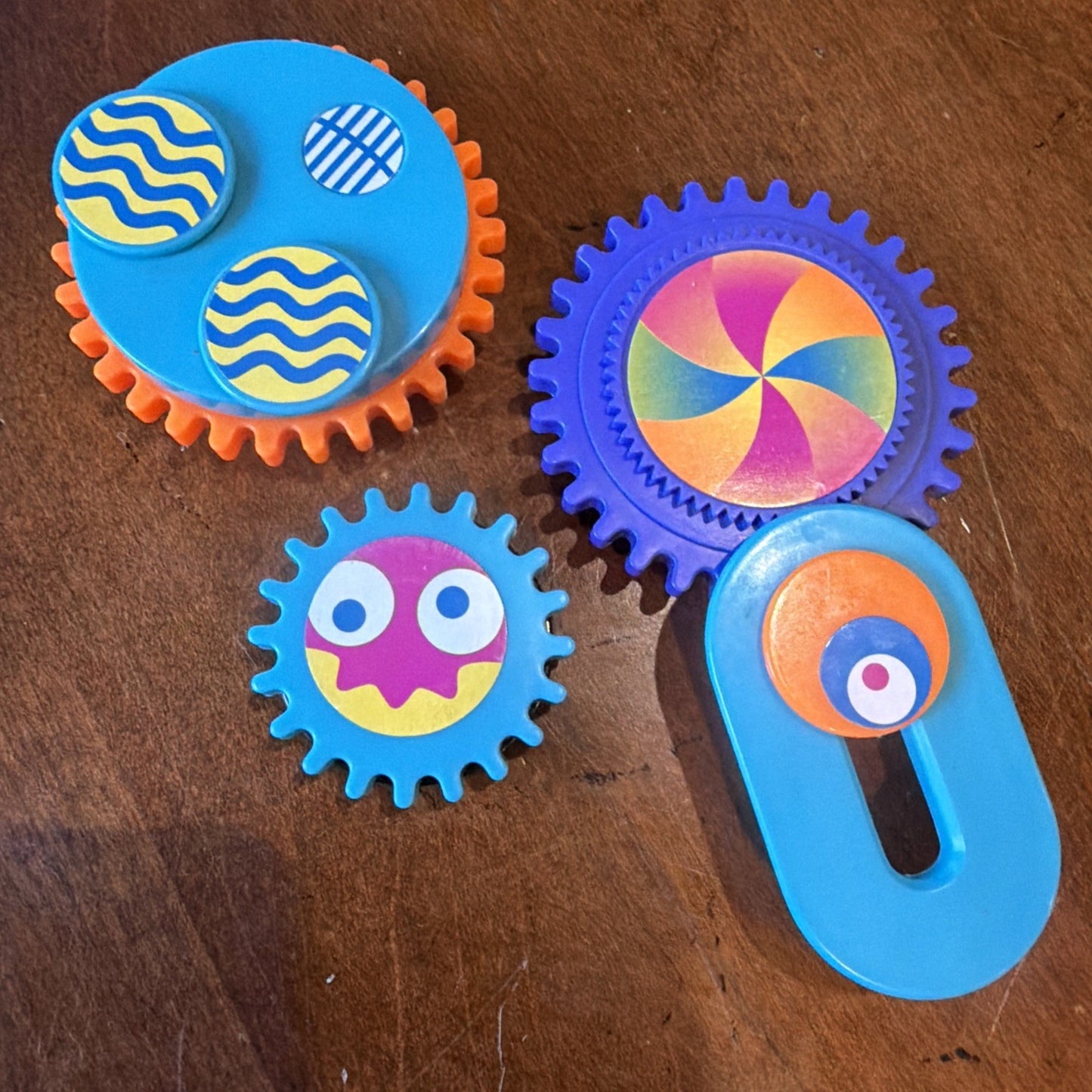 Vintage TOMY Gearation Refrigerator Magnet Set 1999 Tested Working Gears